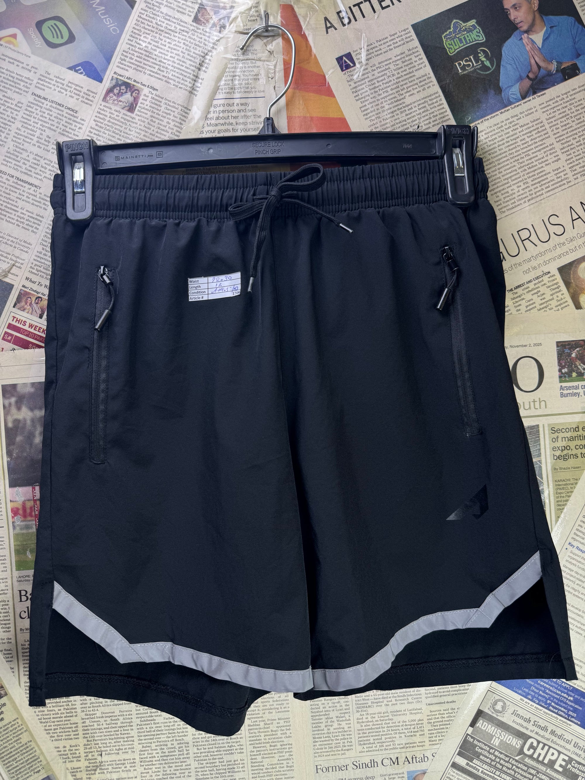 MAN® Waist: 28" to 30" | Black | Gym Shorts | Poly - Elastane | 1704 - Genuine Maal