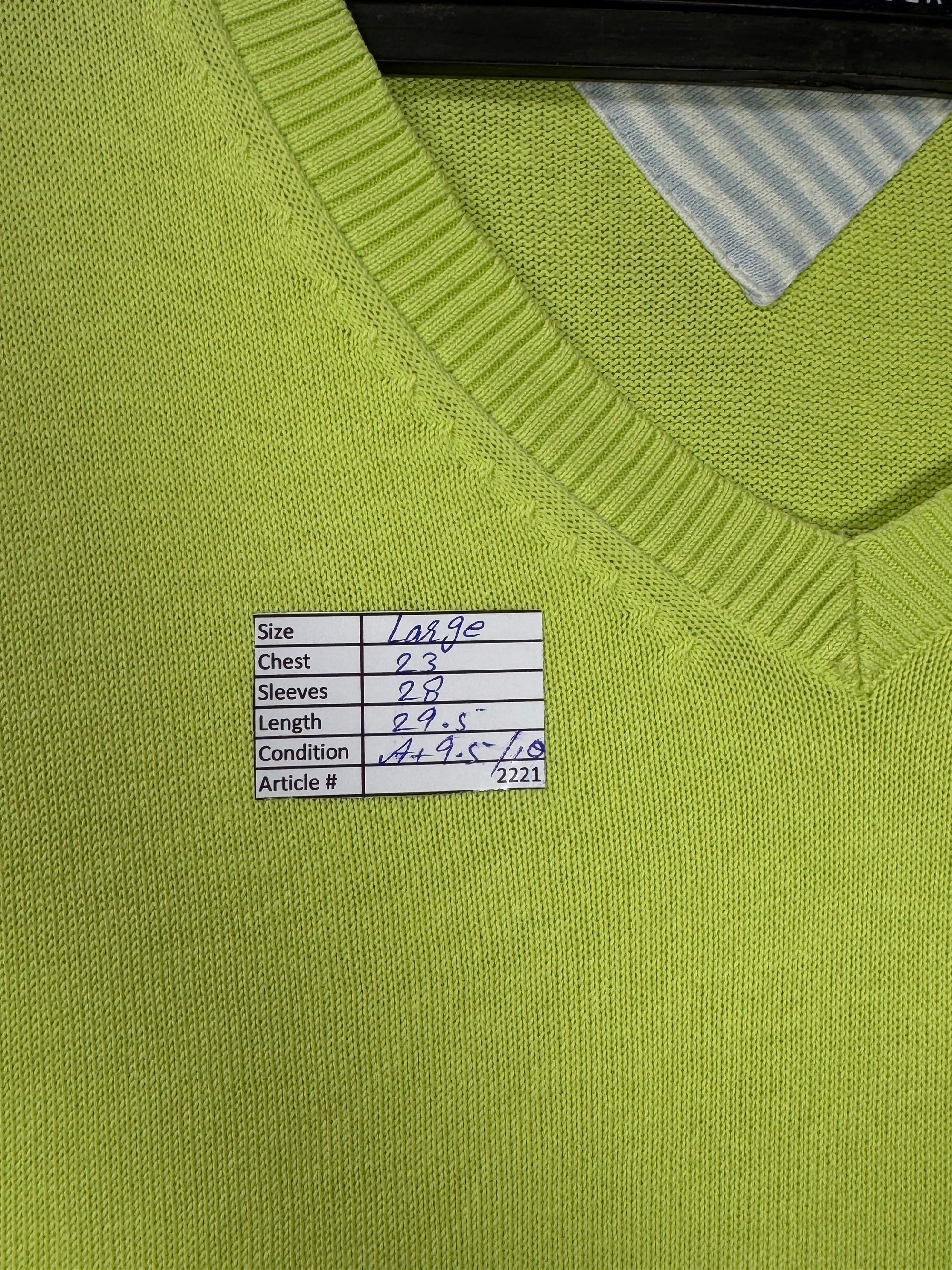 T*mmy Hilfiger® Large | Chest: 23" | Chartreuse | Sweater | 2221 - Genuine Maal