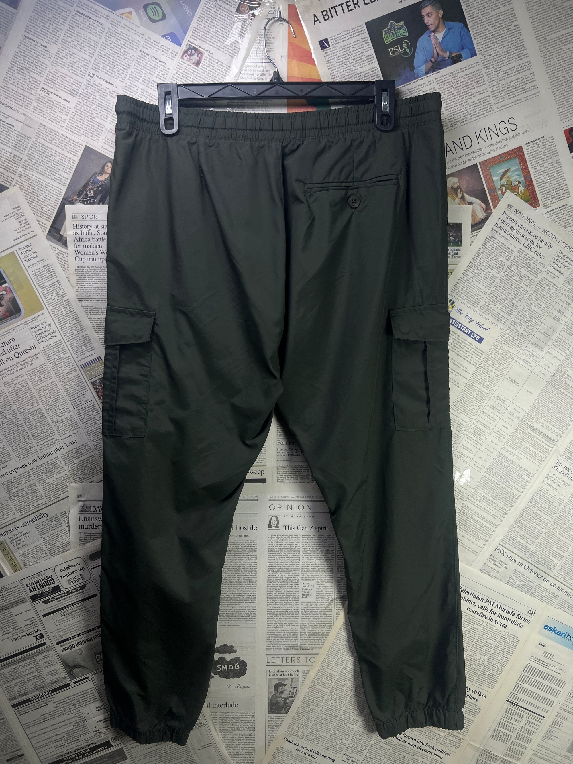 French Connection® Waist: 38" | Dark Olive | Cargo Trouser | 2908 - Genuine Maal