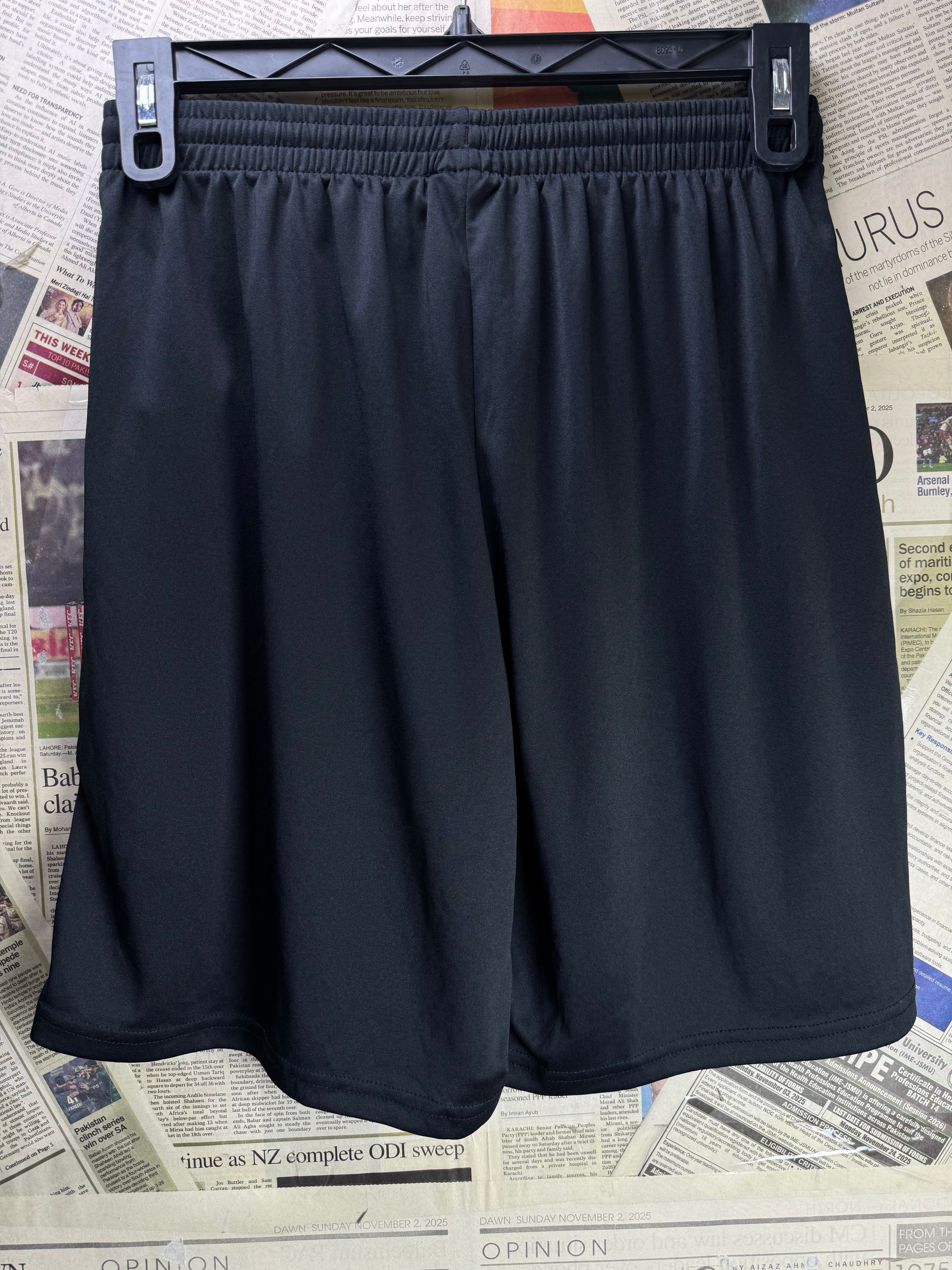 UHLSports® Waist: 30" to 32" | Black | Sports Shorts | Poly | 1712 - Genuine Maal