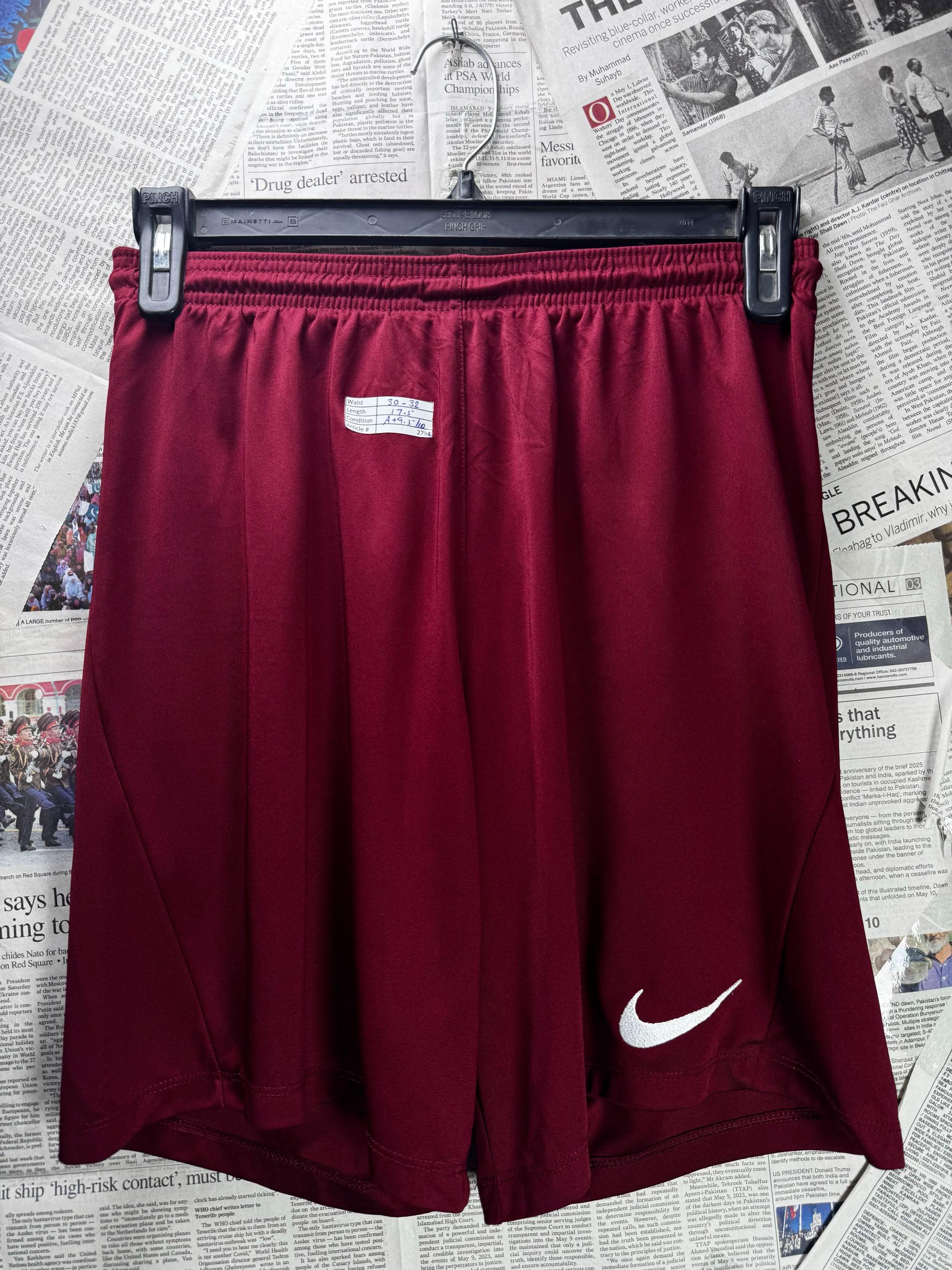 N*ke® Waist: 30" to 32" | Red | Sports Shorts | Polyester | M5 - 2794 - Genuine Maal