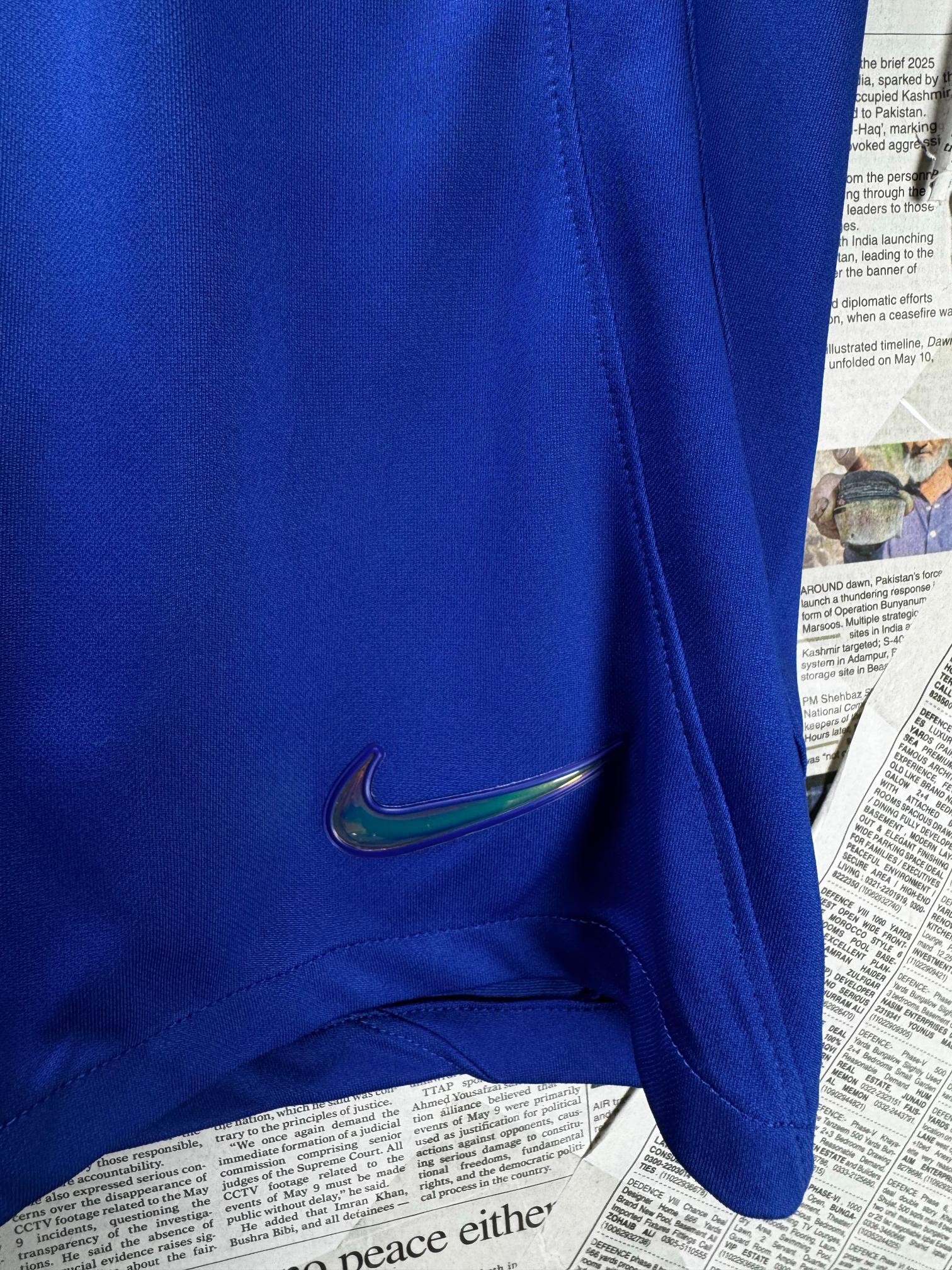 N*ke® Waist: 30" to 32" | Chelsea FC | Sports Shorts | Polyester | M5 - 2791 - Genuine Maal