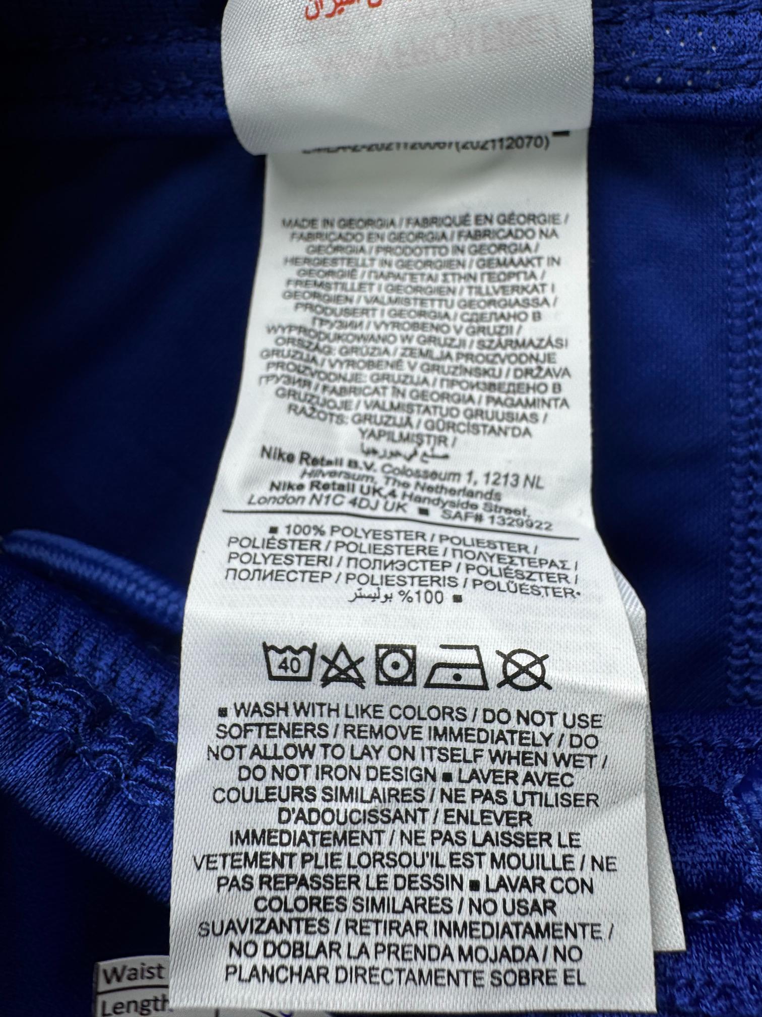 N*ke® Waist: 30" to 32" | Chelsea FC | Sports Shorts | Polyester | M5 - 2791 - Genuine Maal