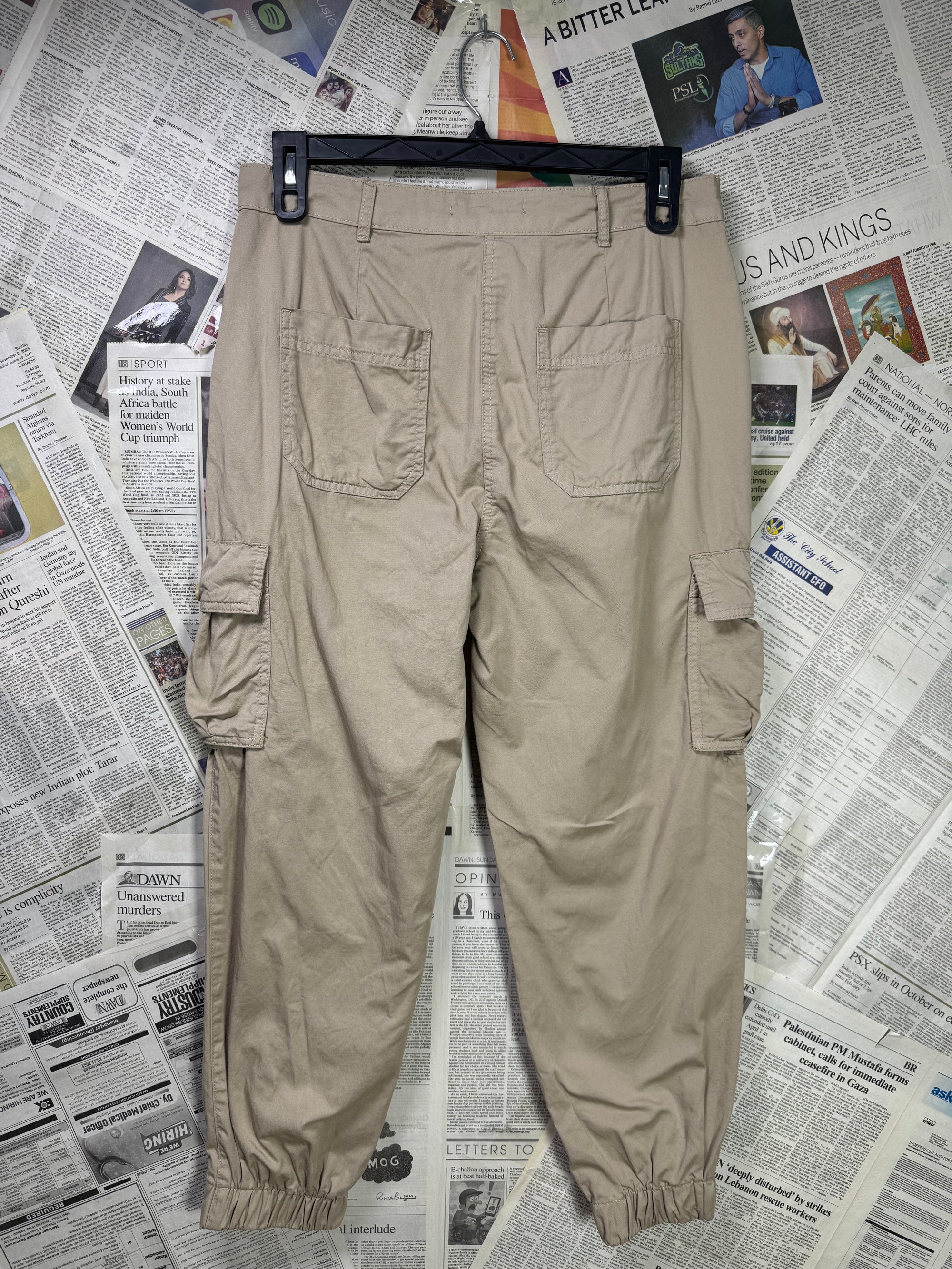 George® Waist: 32" | Beige | Cargo Trouser | Cotton | 1140 - Genuine Maal
