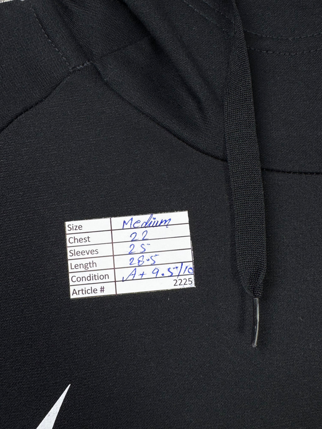 N*ke® Medium | Chest: 22" | Black | Hoodie | poly | 2225 - Genuine Maal