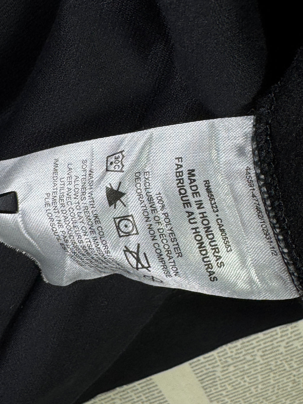 N*ke® Medium | Chest: 22" | Black | Hoodie | poly | 2225 - Genuine Maal