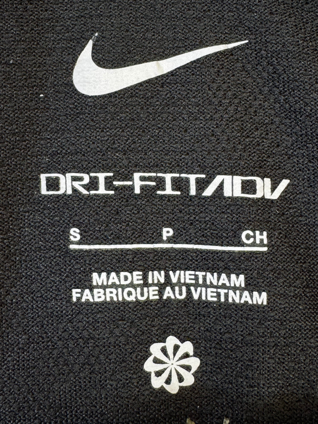 N*ke® Small | Chest: 20.5" | Black | Sweat Shirt | Poly | 2215 - Genuine Maal