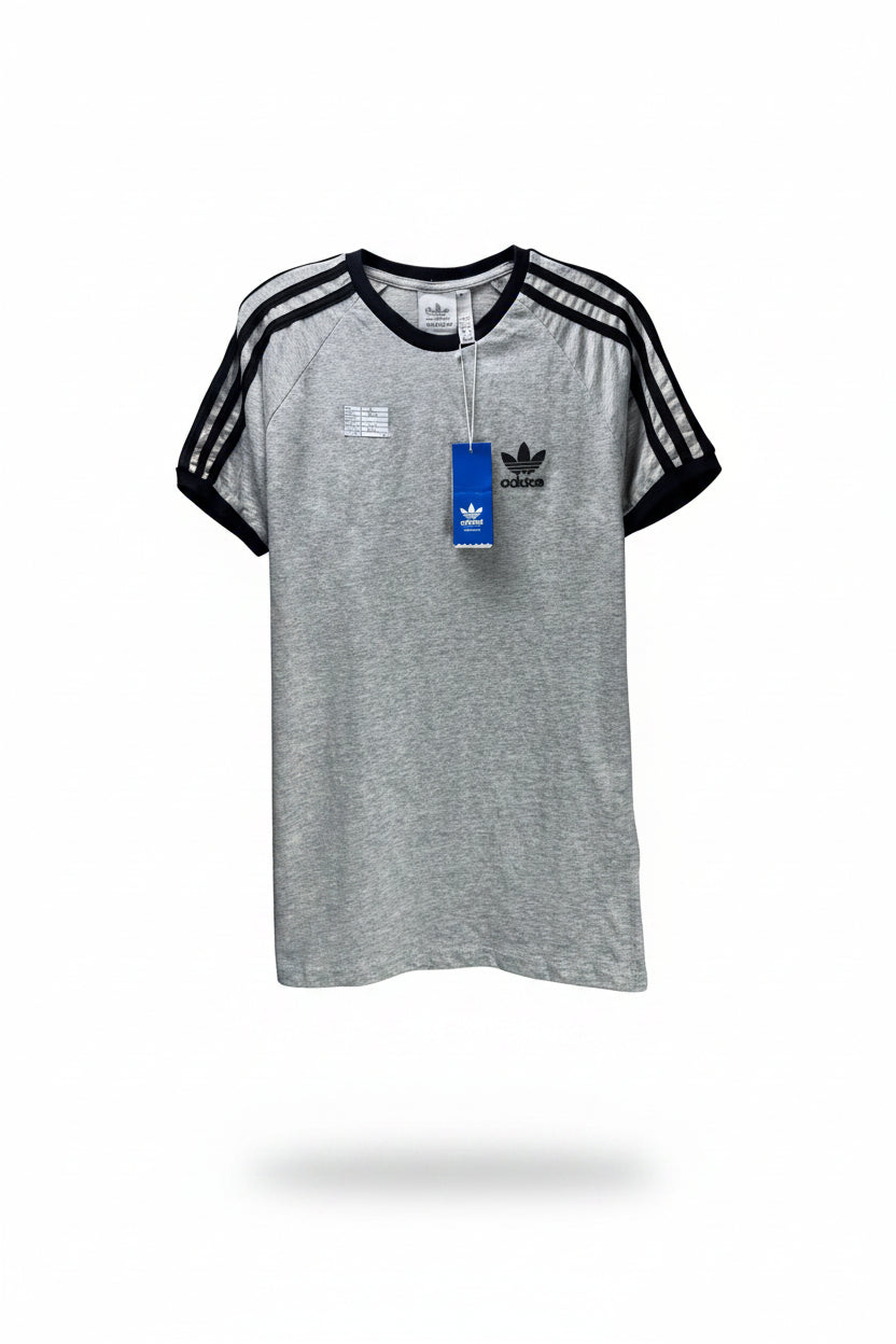 Adid*s® Medium | Bust: 19.5" | Gray | T-Shirt | M7 - 6583