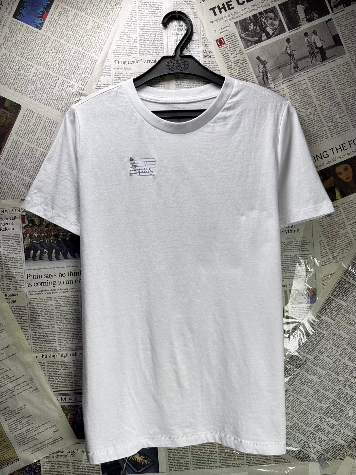 Primark® Small | Bust: 19" | White | T-Shirt  | B9 - 6810
