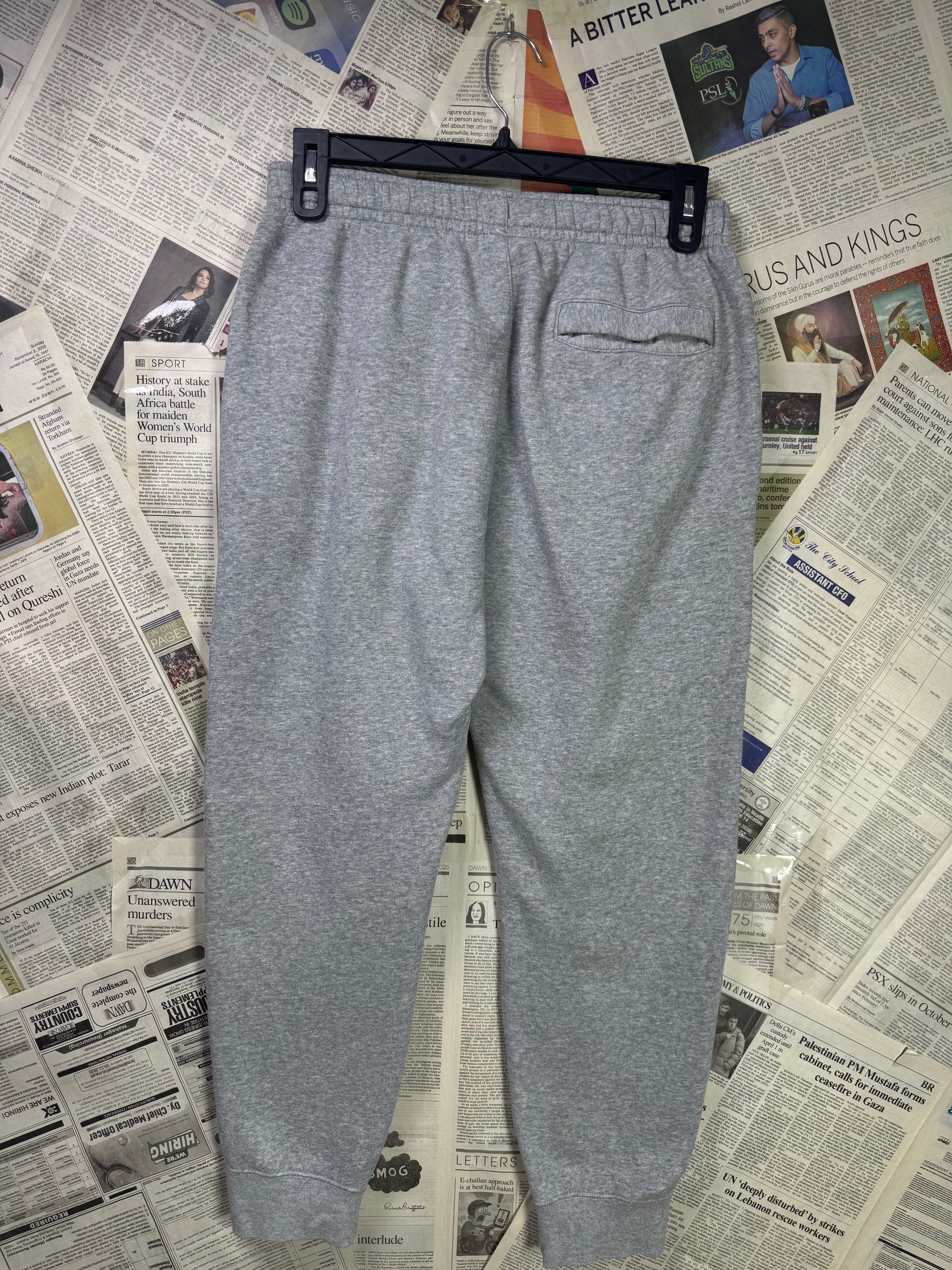 N*ke® Waist: 28" to 30" | Gray | Trouser | Inner: Fleece | Cotton | 1139 - Genuine Maal