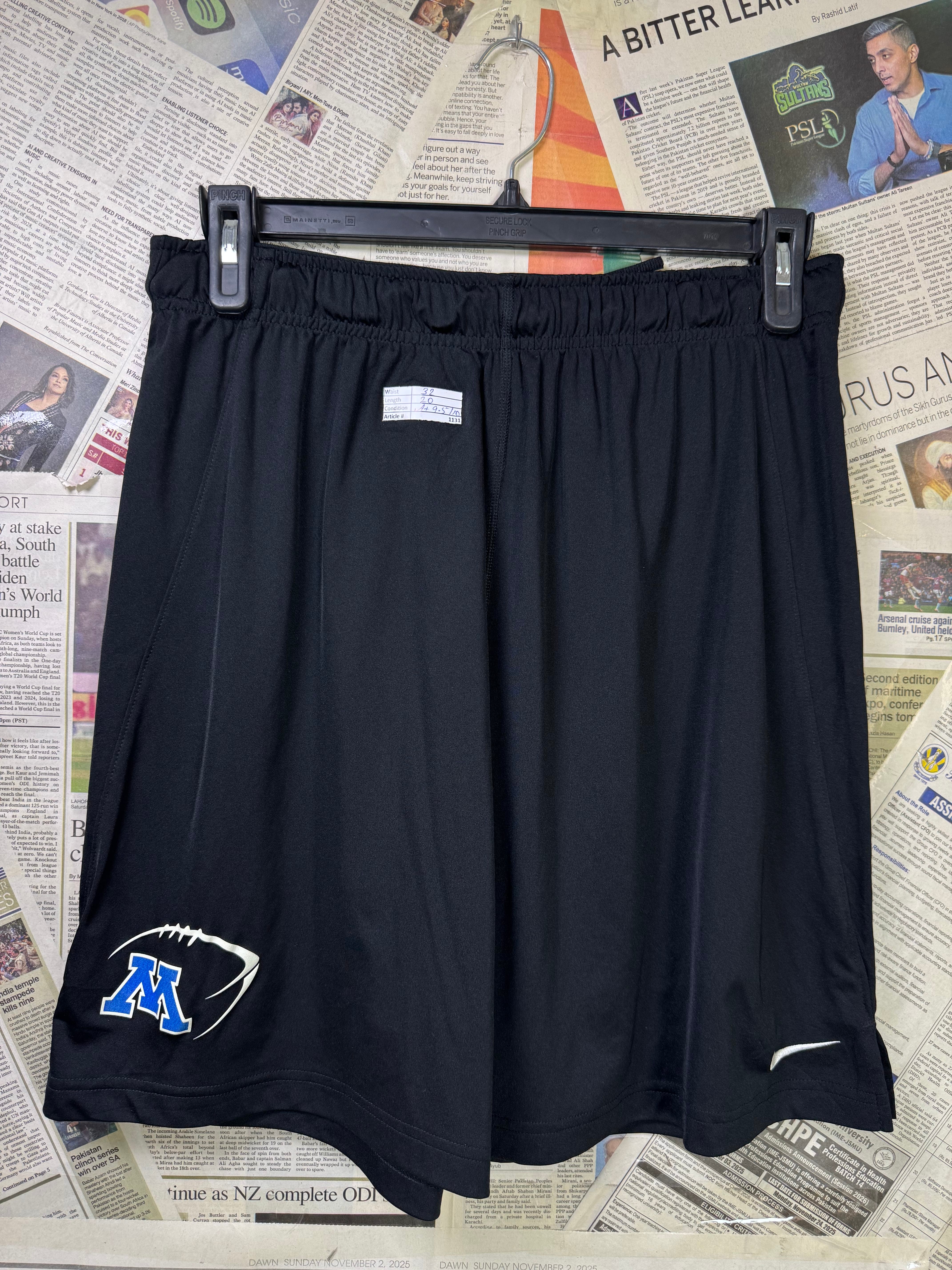 N*ke® Waist: 32" | Black | Shorts | Poly | 1131 - Genuine Maal