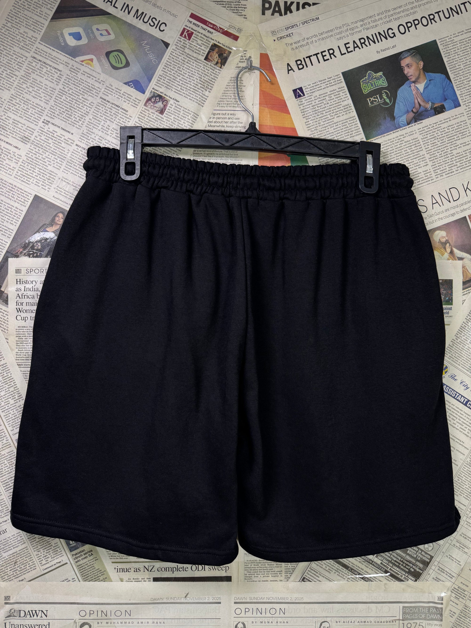 Boohoo Man® Waist: 34 to 36" | Black | Shorts | Poly - Cotton | 1160 - Genuine Maal