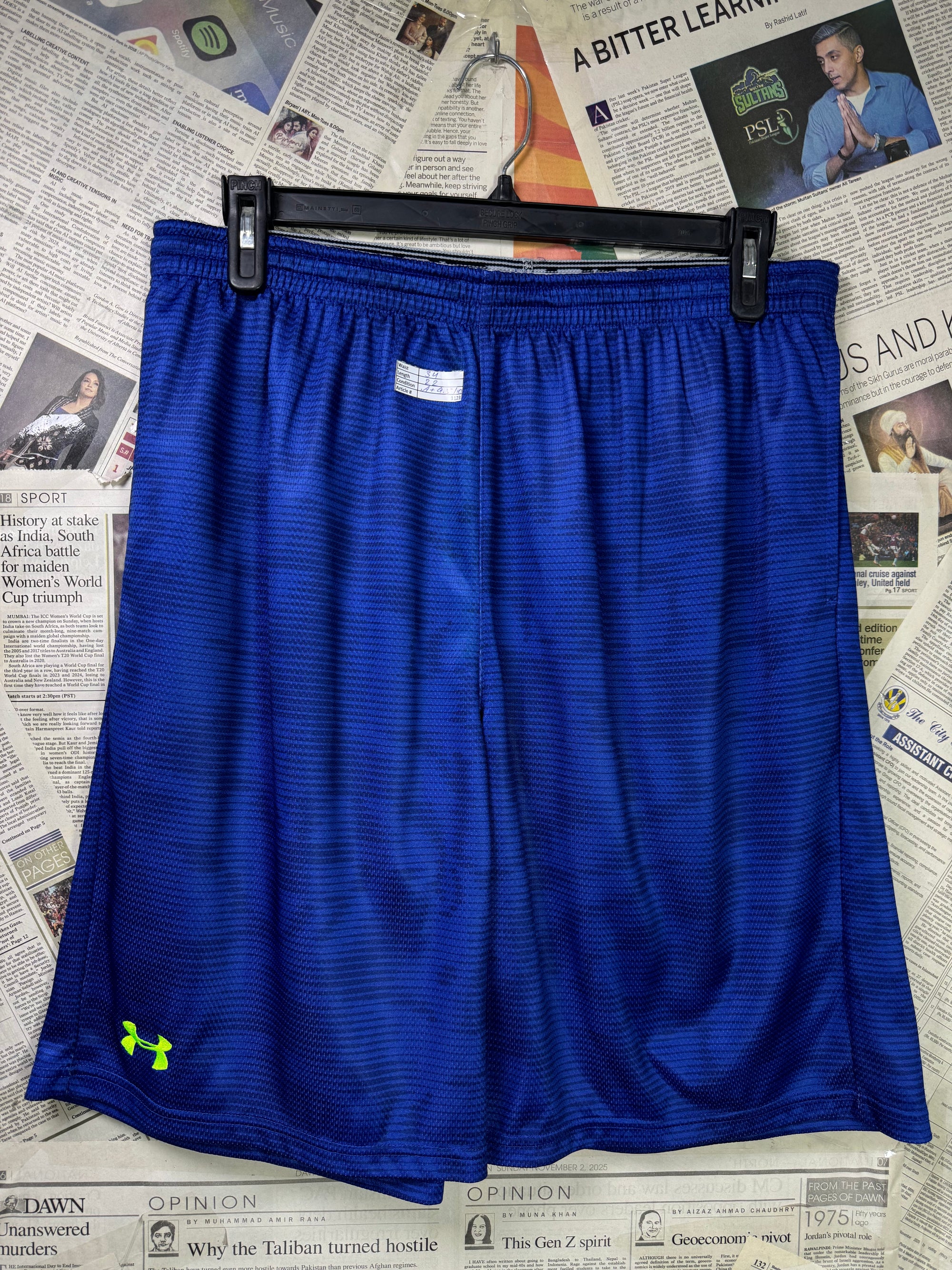 Under Armor® Waist: 34" | Blue | Shorts | Poly | 1123 - Genuine Maal