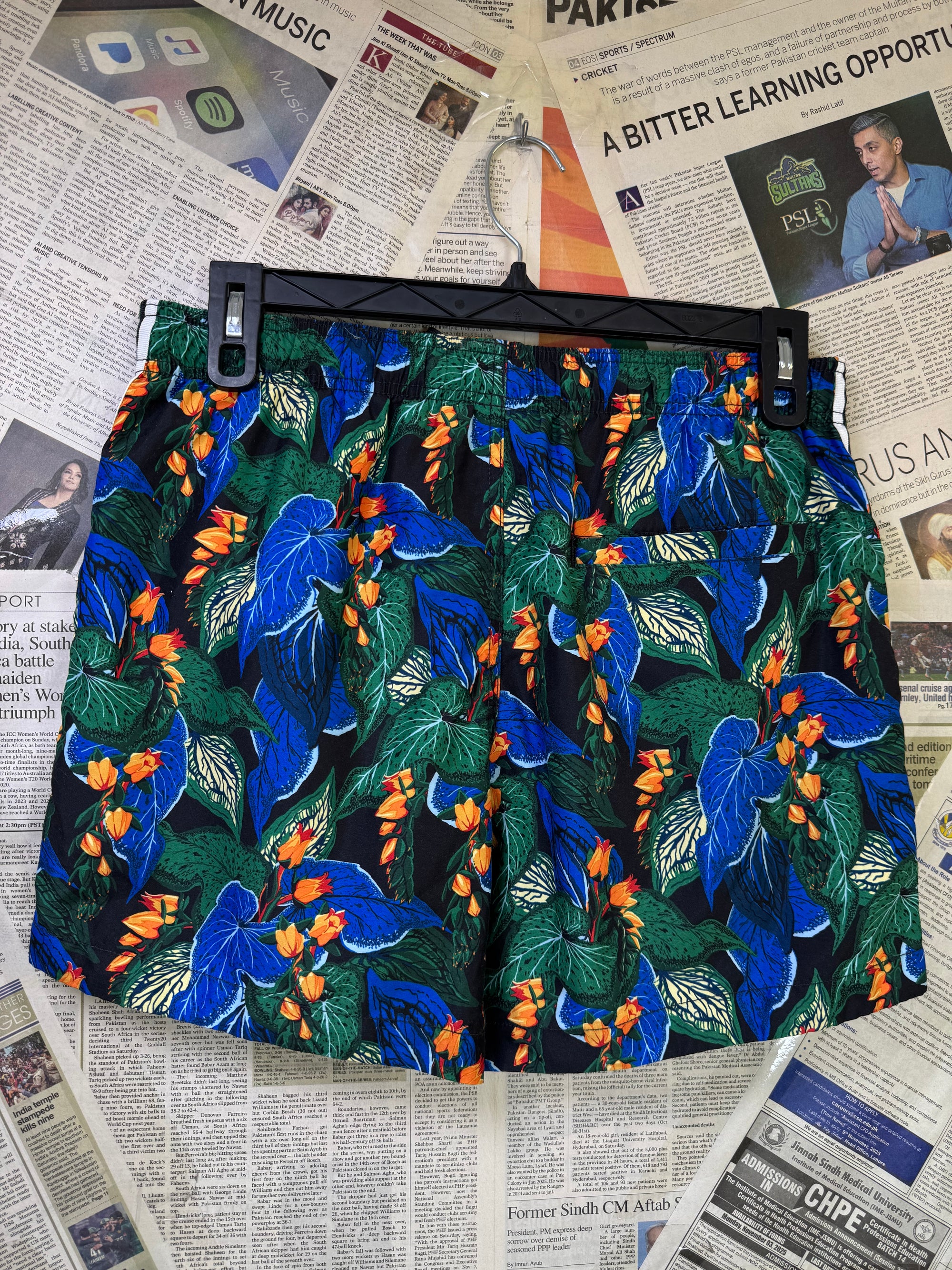 H&M® Waist: 32" | Floral | Beach Shorts | Poly | Inner: Mesh | 1187 - Genuine Maal