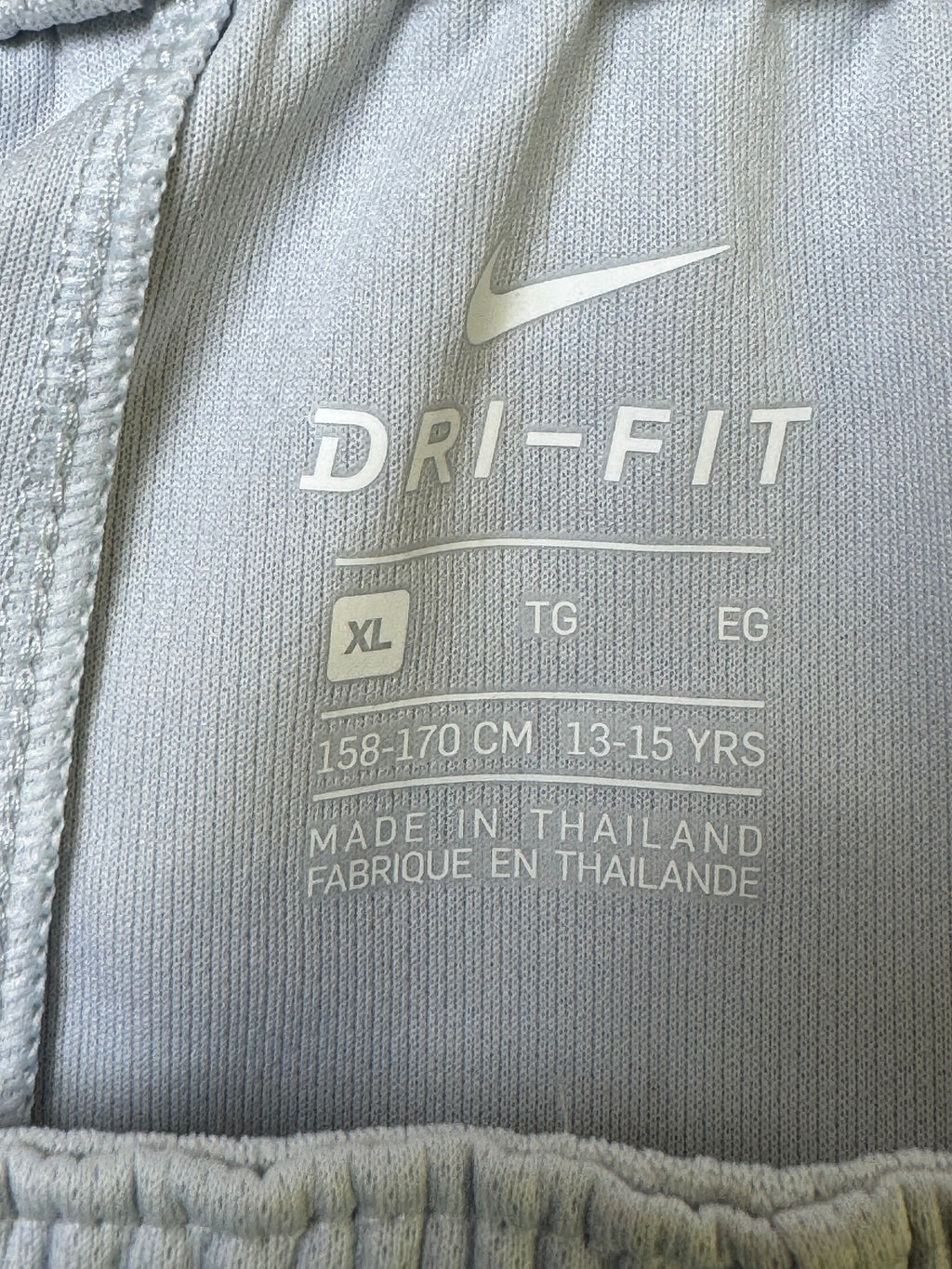 N*ke® Waist: 28" | Silver | Chelsea Football Shorts | Poly | 1175 - Genuine Maal