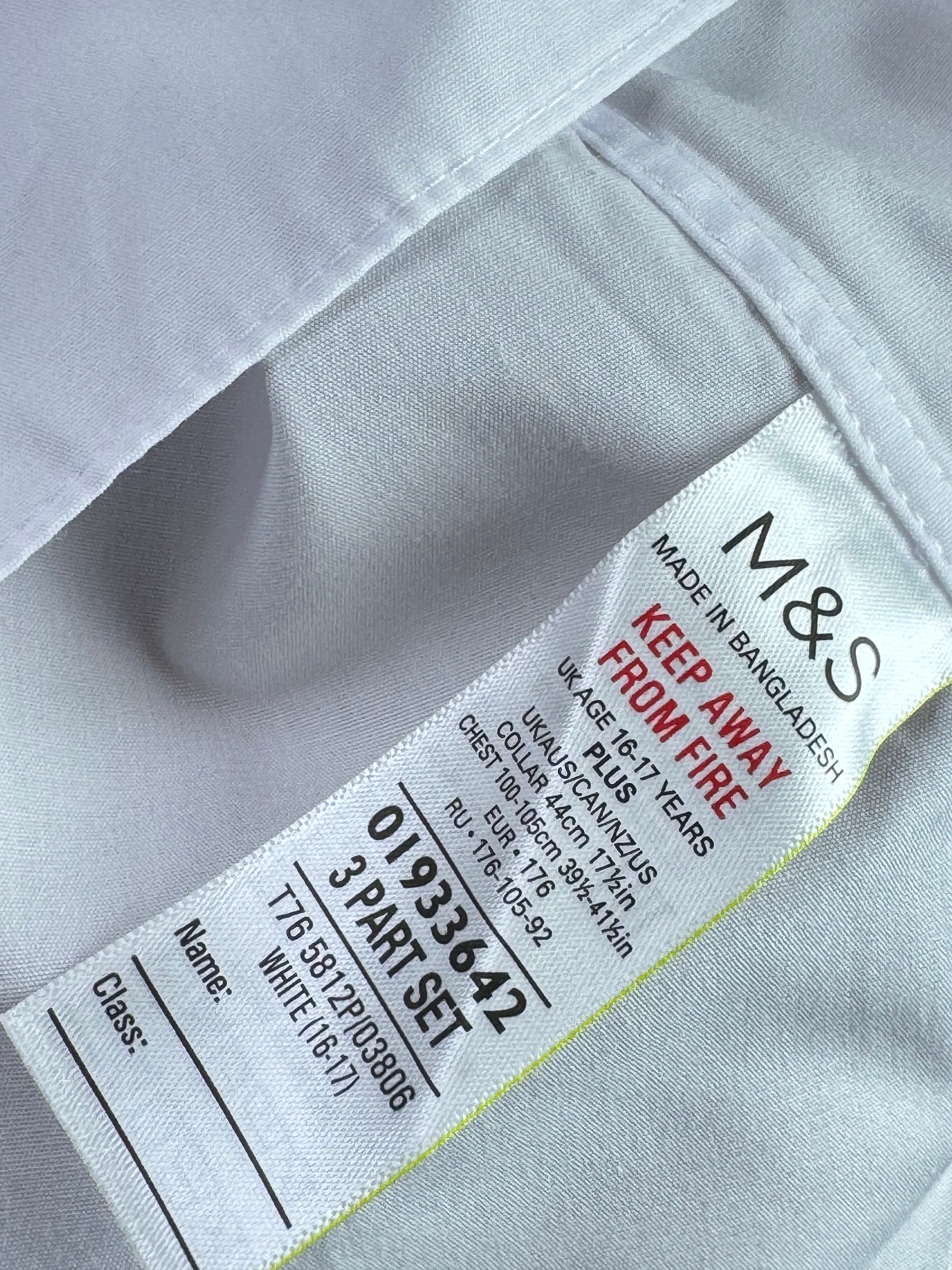 M&S® Large | Chest 23” | White | Shirt | Poly - Cotton | 4320 - Genuine Maal