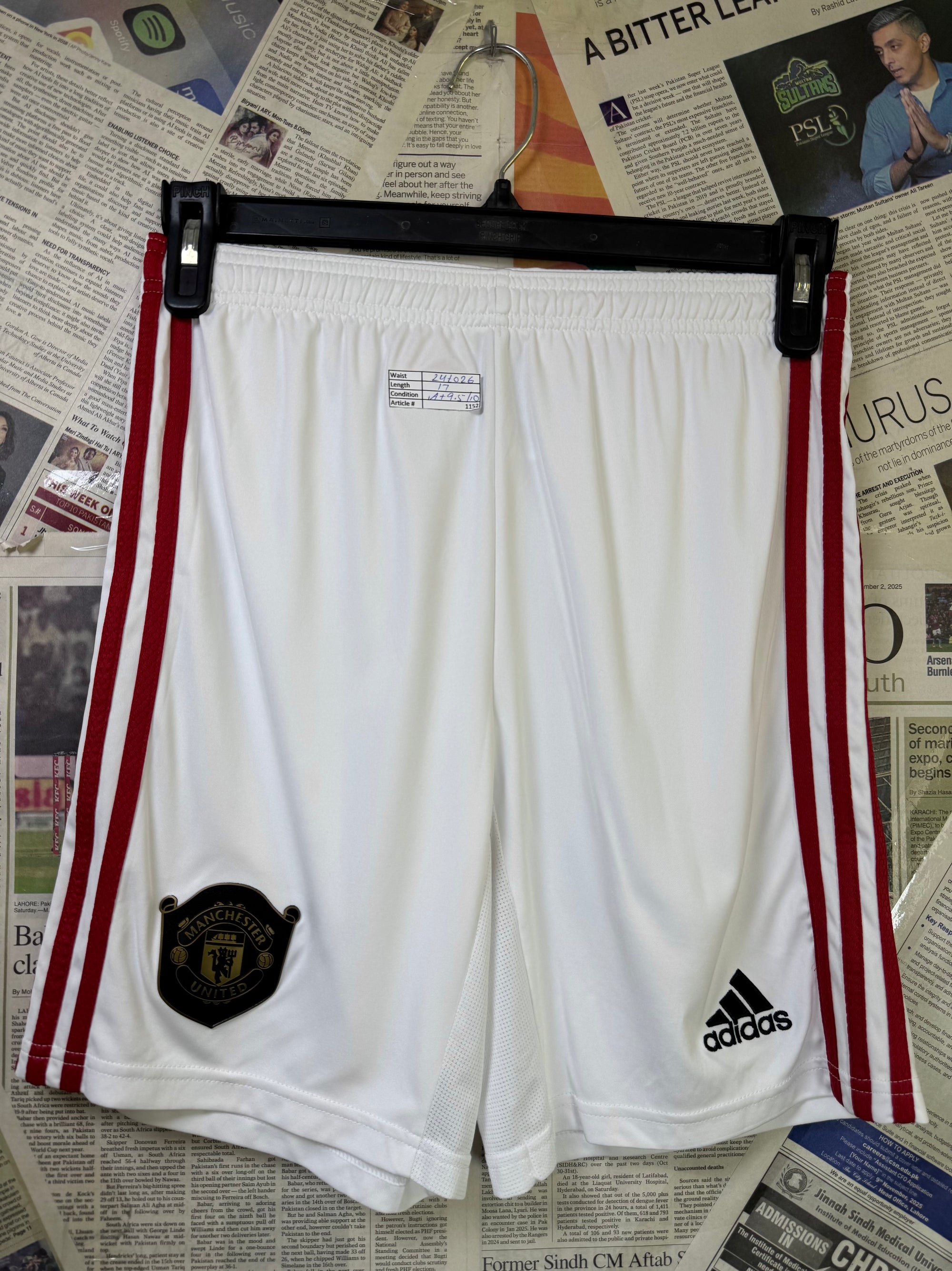 Adid*s® Waist: 24" to 26" | White | Menchester United Football Shorts | Poly | 1152 - Genuine Maal