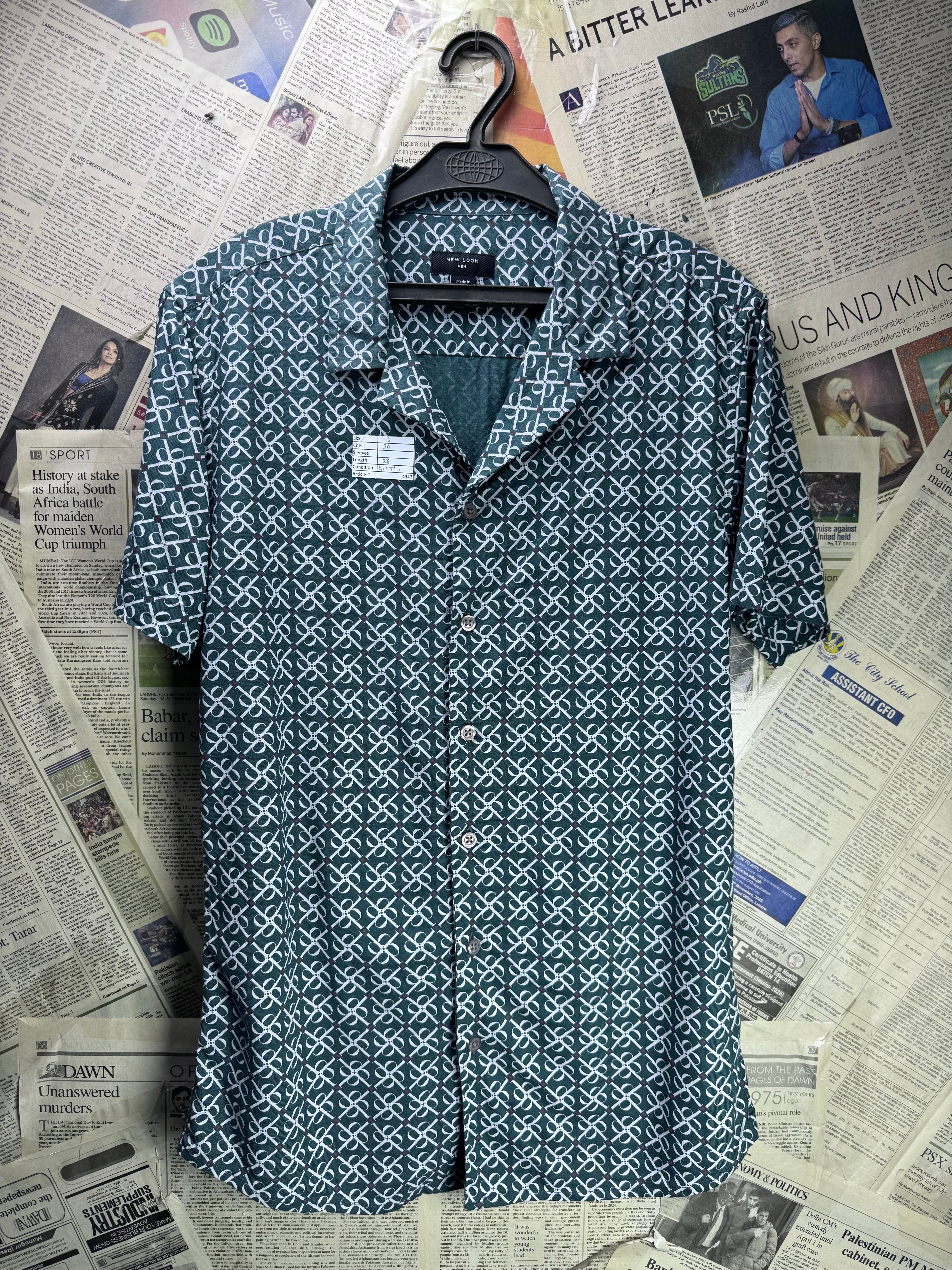 New Look® Small | Chest: 20" | Hawaii Shirt | Viscose | 4347 - Genuine Maal