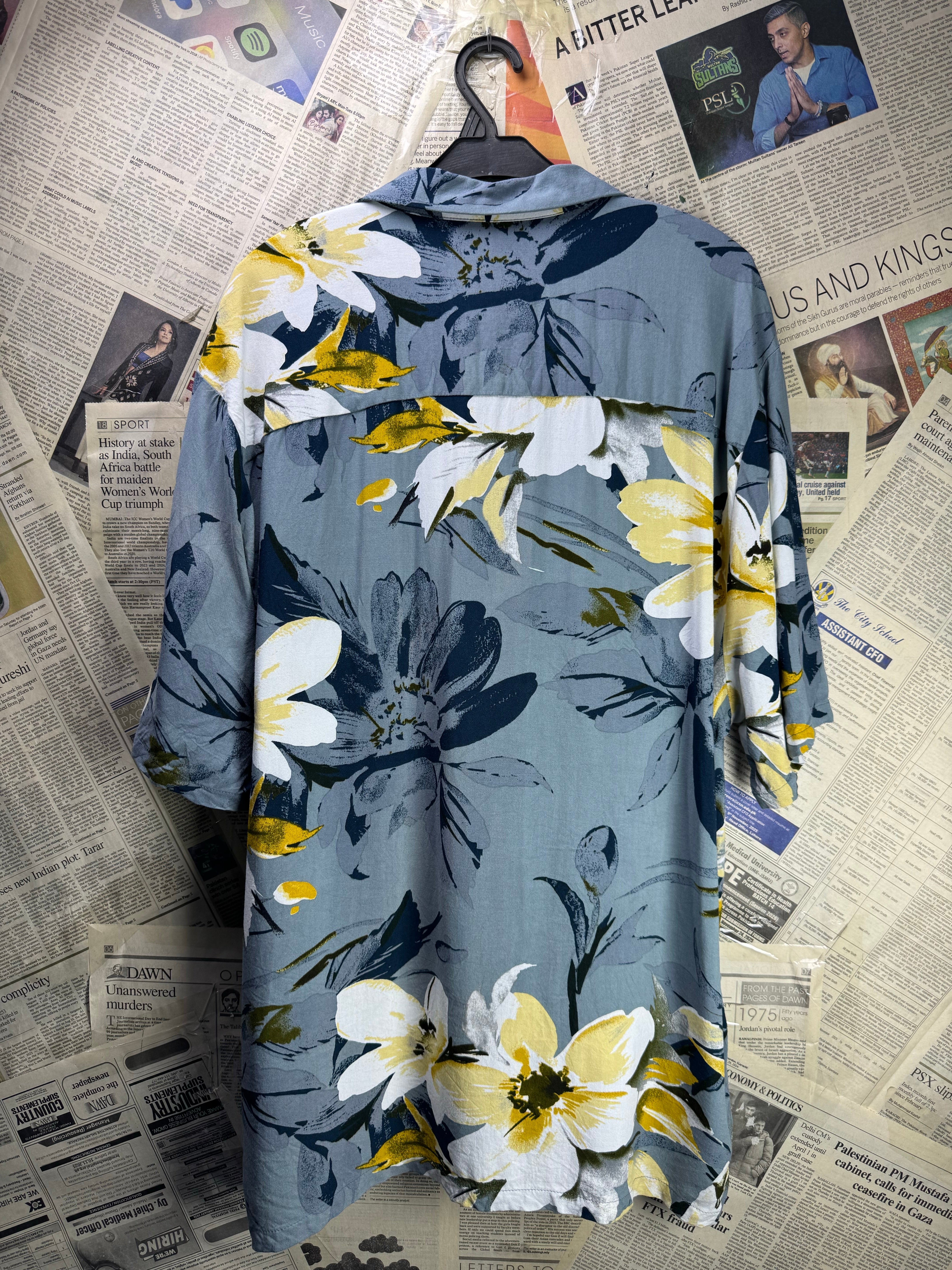 Primark® XL | Chest: 25.5" | Floral | Hawaii Shirt | Viscose | 4342 - Genuine Maal
