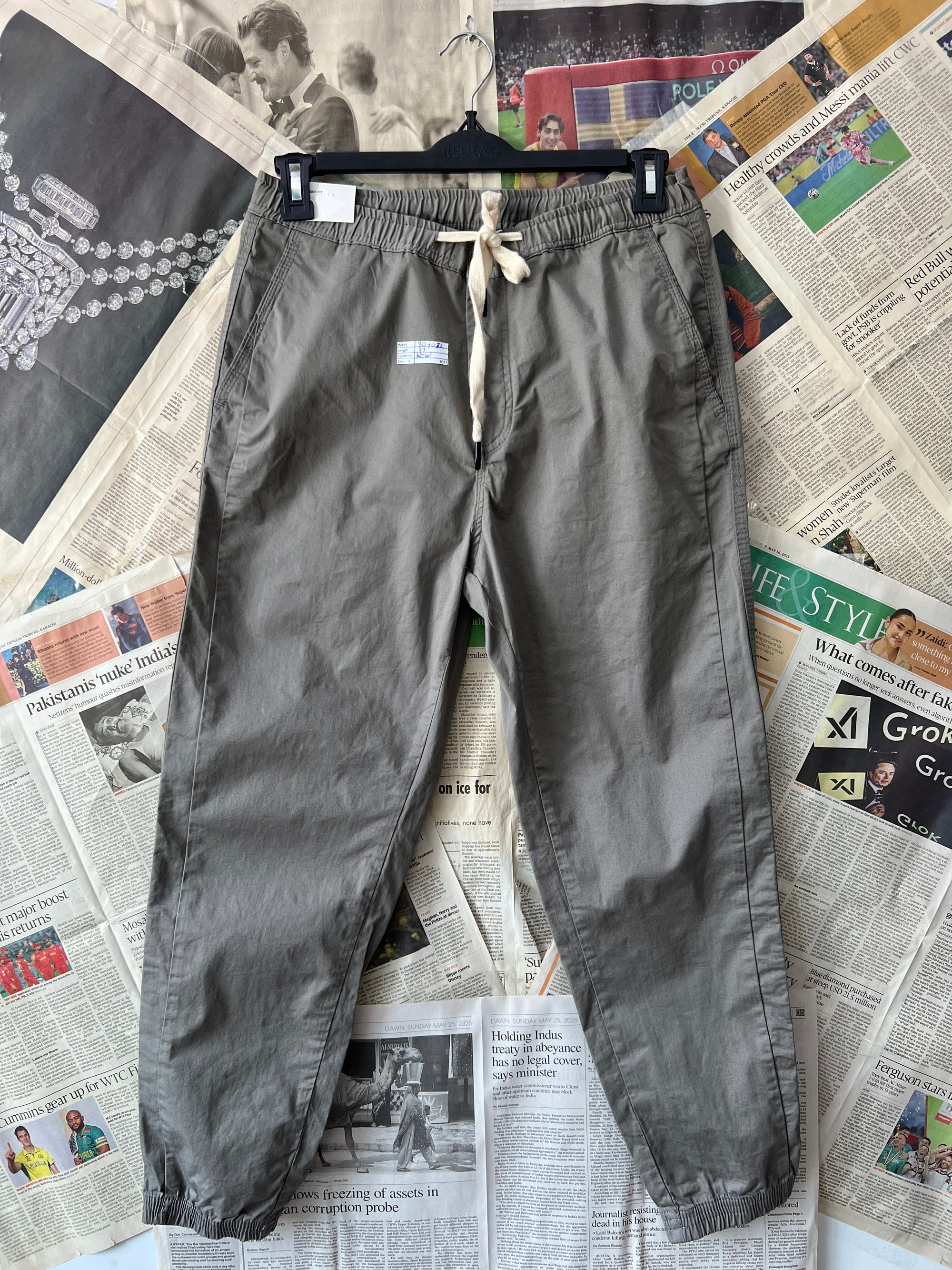 Zara® Waist: 30" to 30" | Dark Beige | Cargo Trouser | 1012 - Genuine Maal