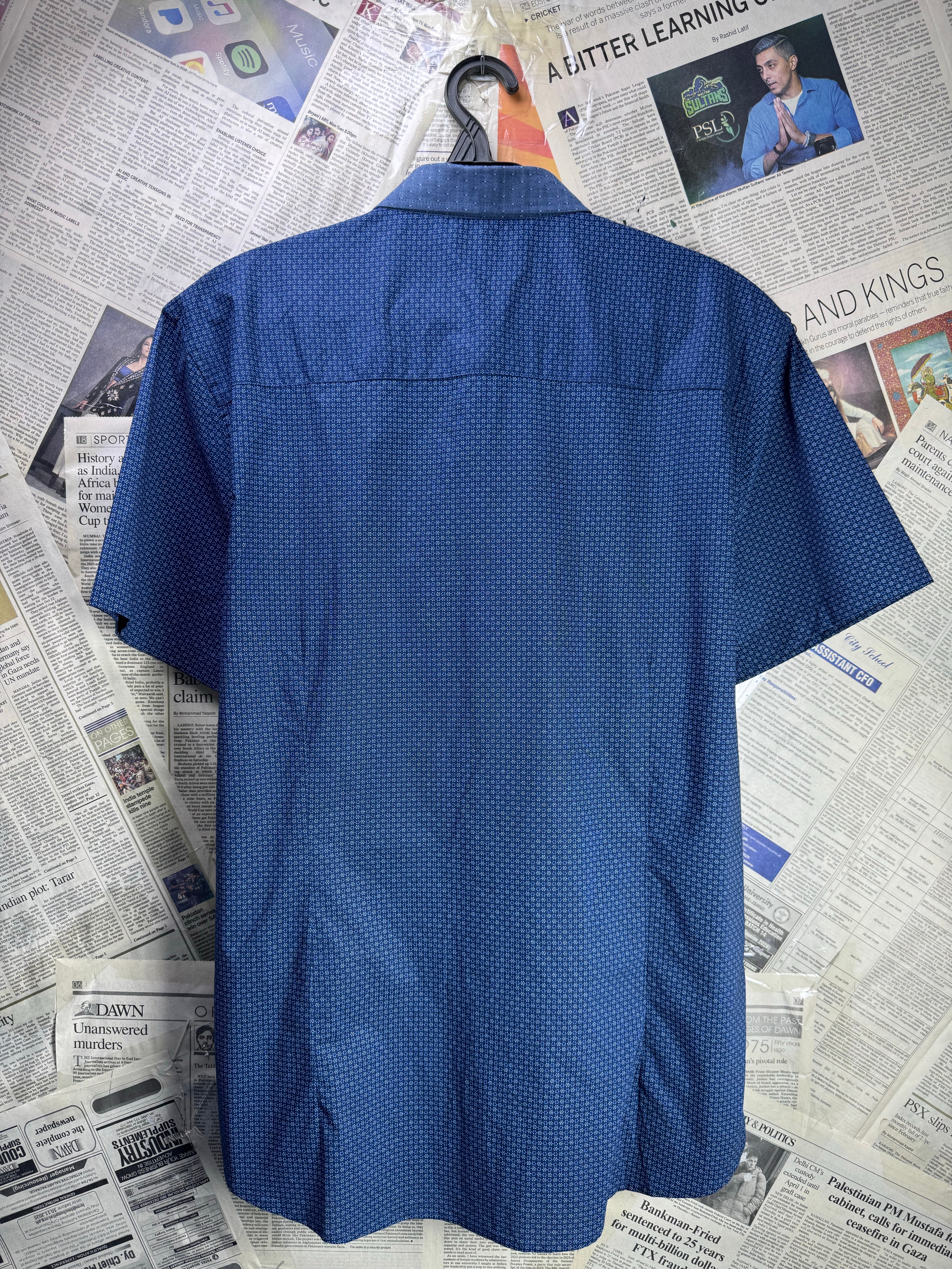 Peacocks® Medium | Chest: 22.5" | Blue | Shirt | Cotton | 4339 - Genuine Maal