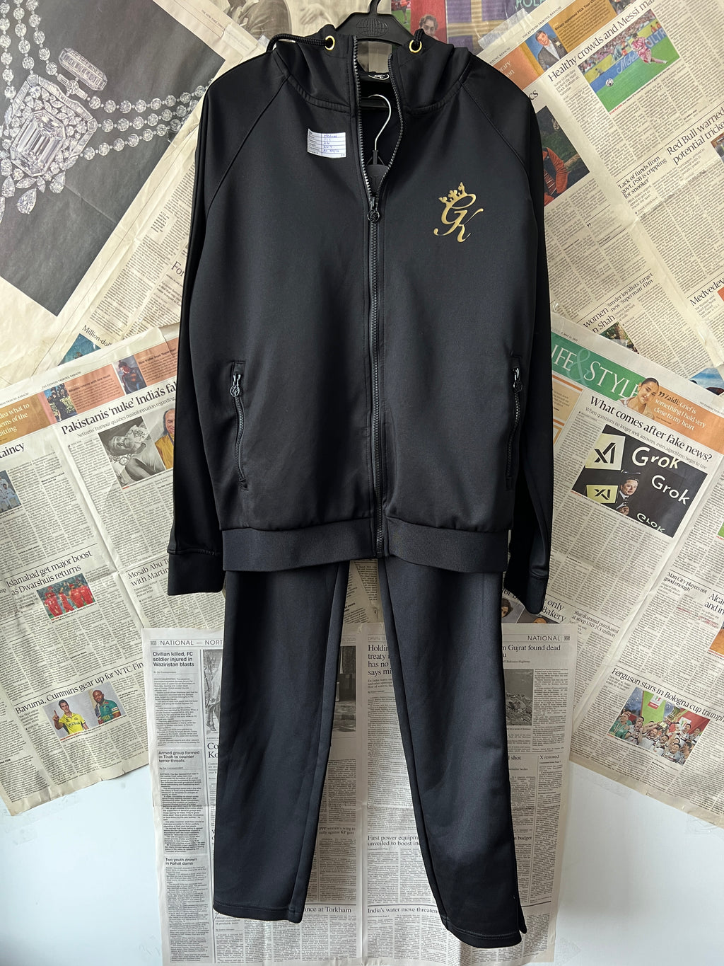 Gym King® Medium | Chest: 21.5" | Black | Gym Suit | 335 - Genuine Maal