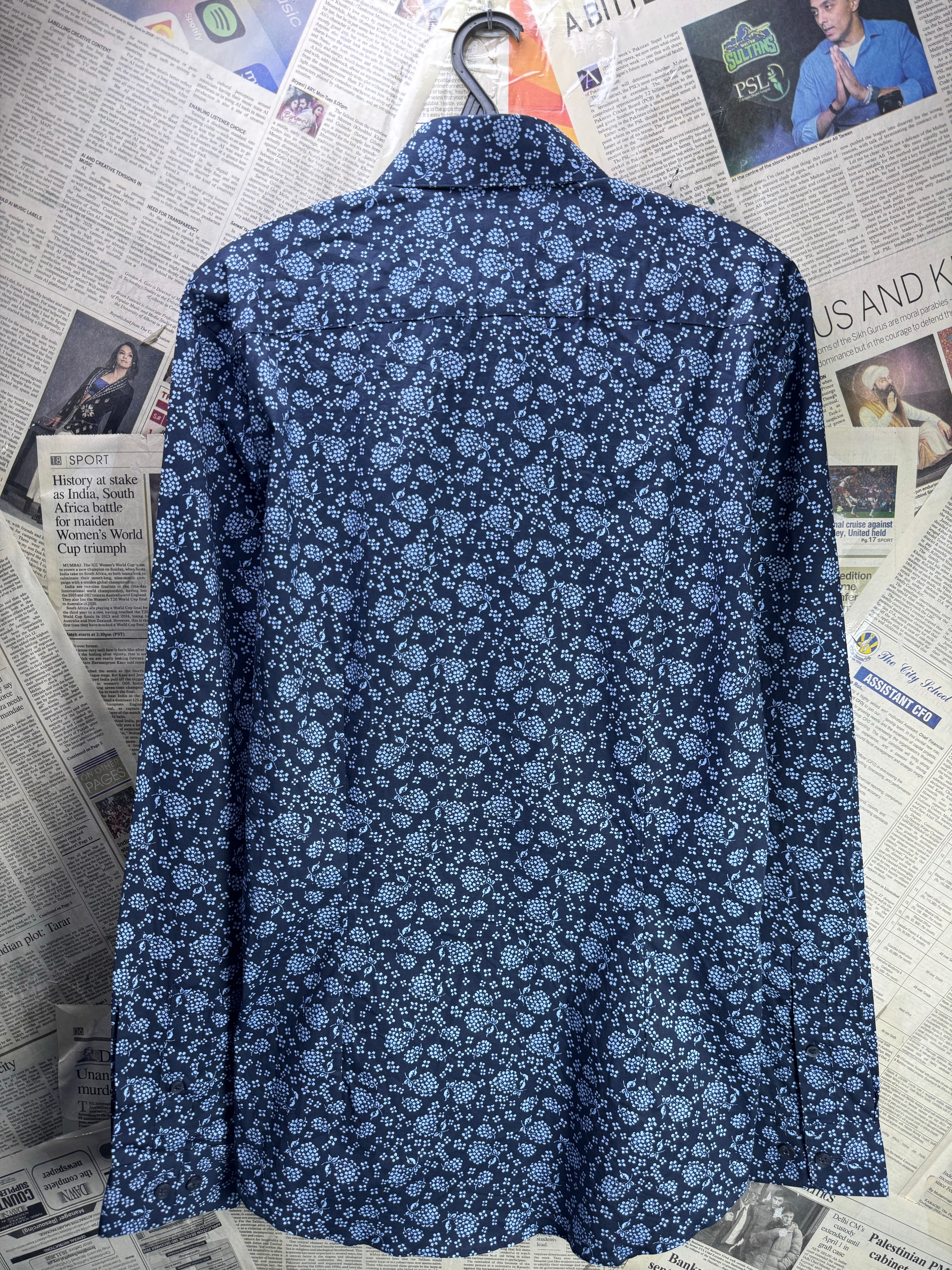 Burton® XS | Chest: 18.5" | Floral | Muscle Fit Shirt | Cotton - Elastane | 4549 - Genuine Maal