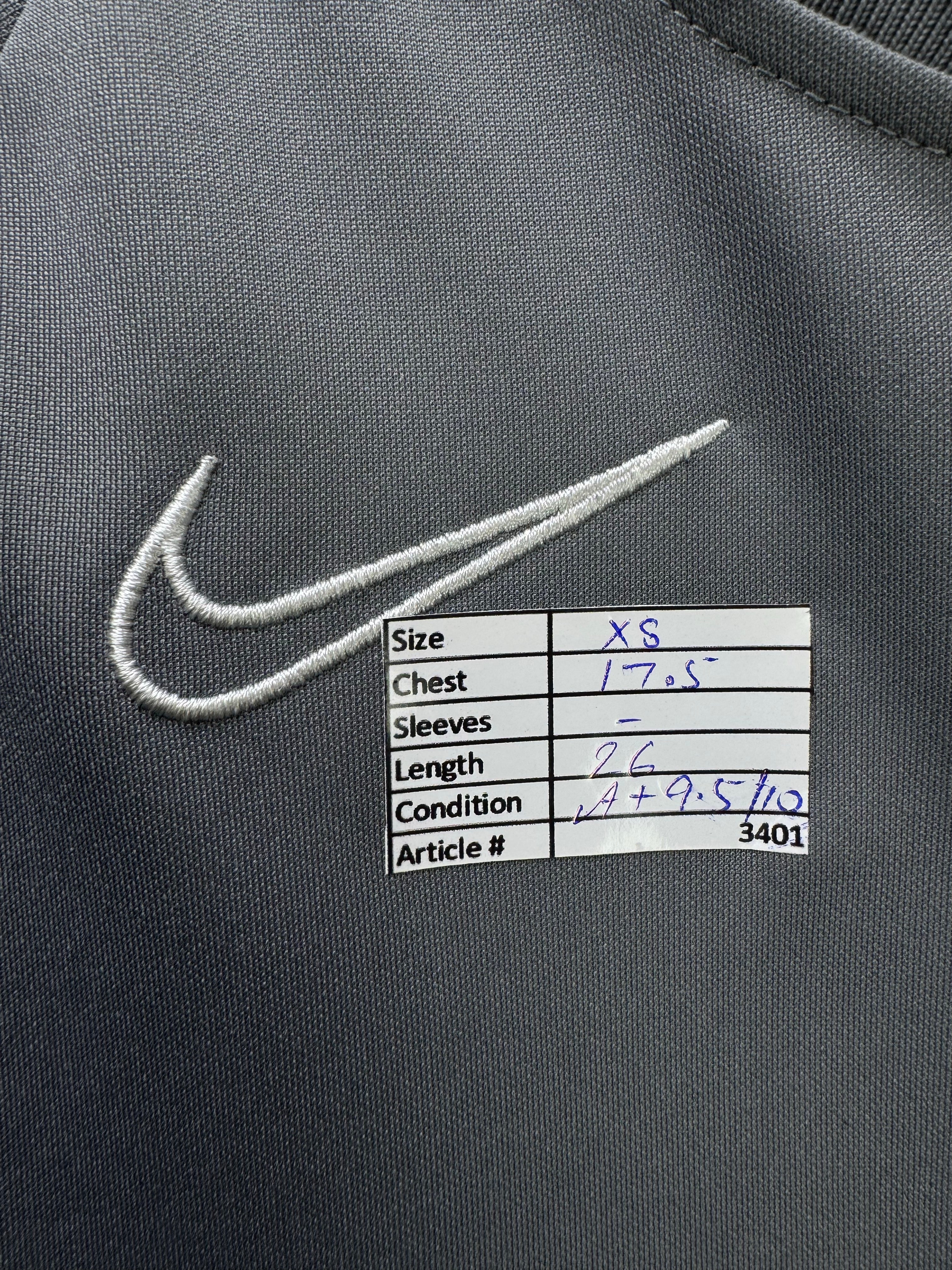 N*ke® XS | Chest: 17.5" | Grey | Dri - Fit Sports T-Shirt | Poly | 3401 - Genuine Maal