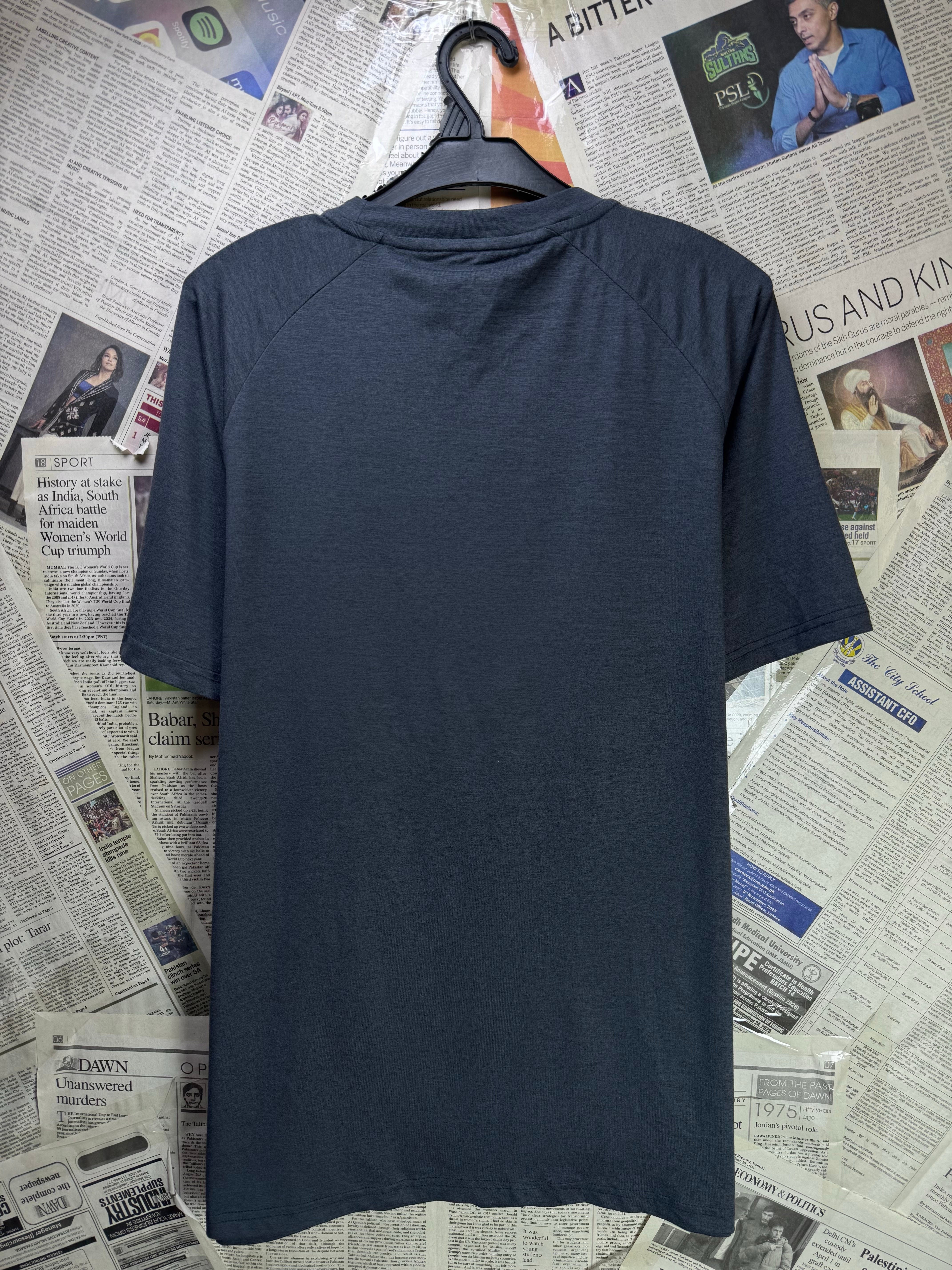 Planet Fitness® Medium | Chest: 22" | Charcoal Grey | Gym T-Shirt | Poly - Elastane | 3402 - Genuine Maal