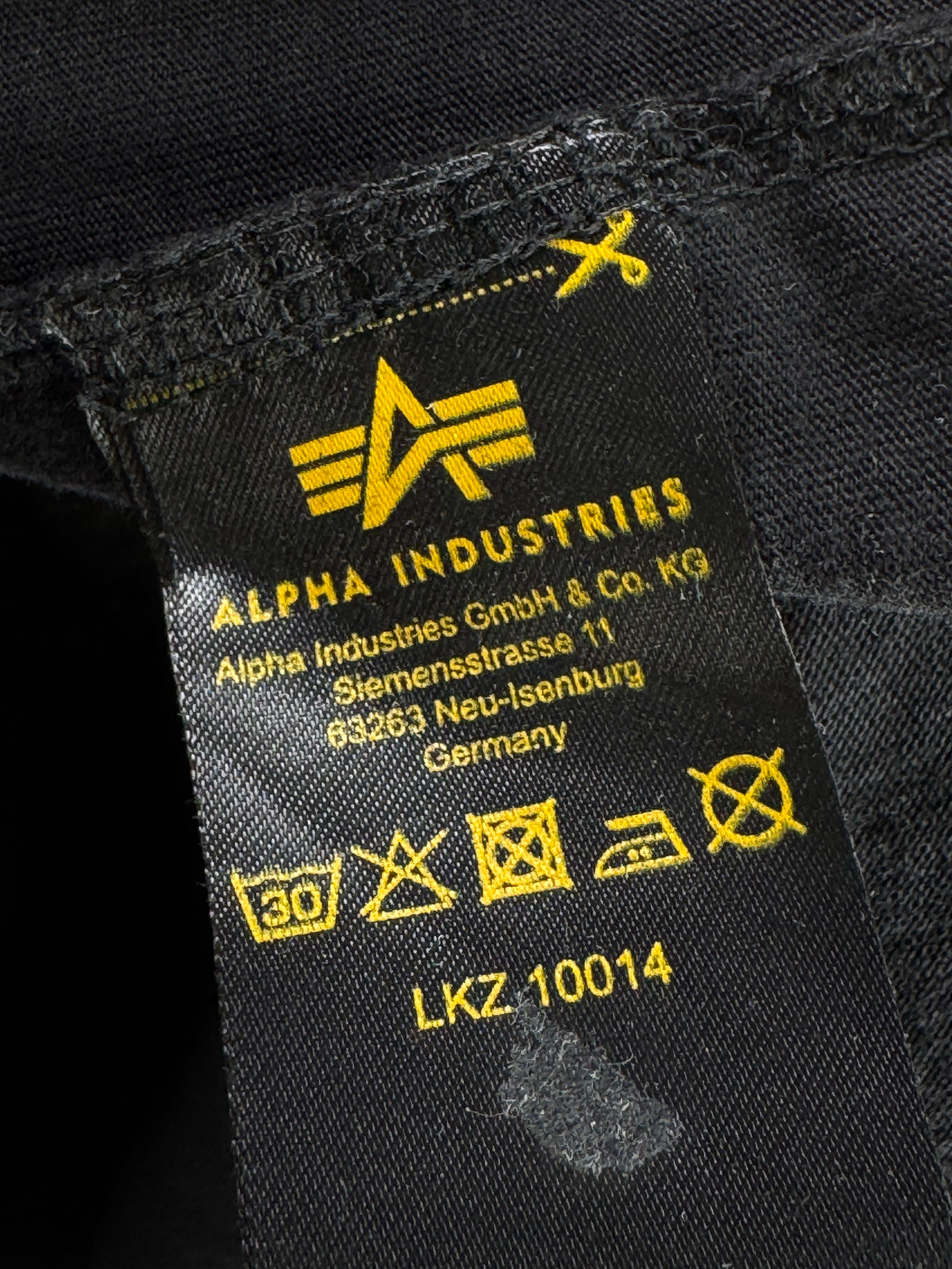 Alpha Industries® Small | Chest: 19.5" | Black | Cotton | 4365 - Genuine Maal