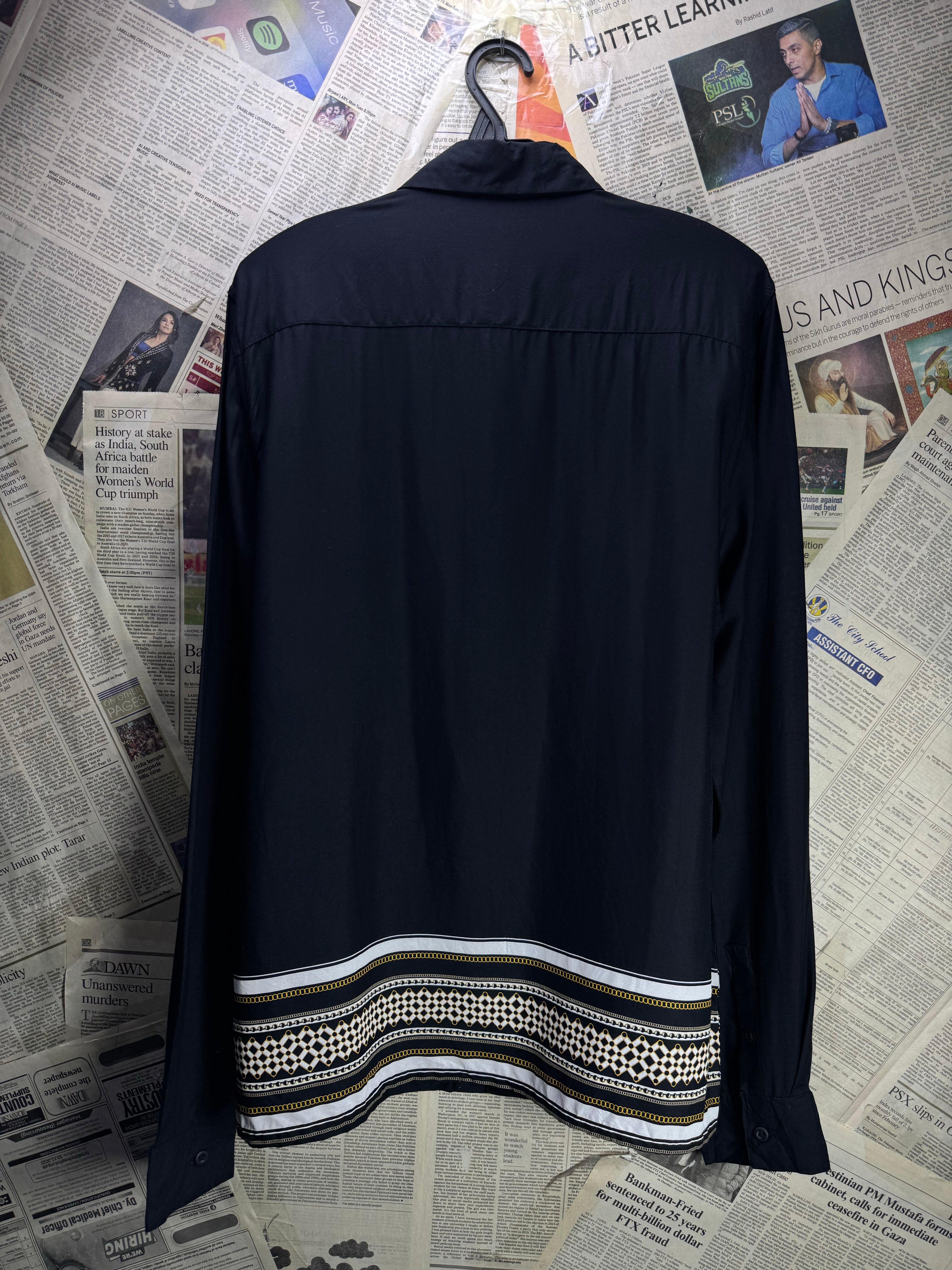 New Look® Medium | Chest: 21.5" | Black | Shirt | Viscose | 4368 - Genuine Maal