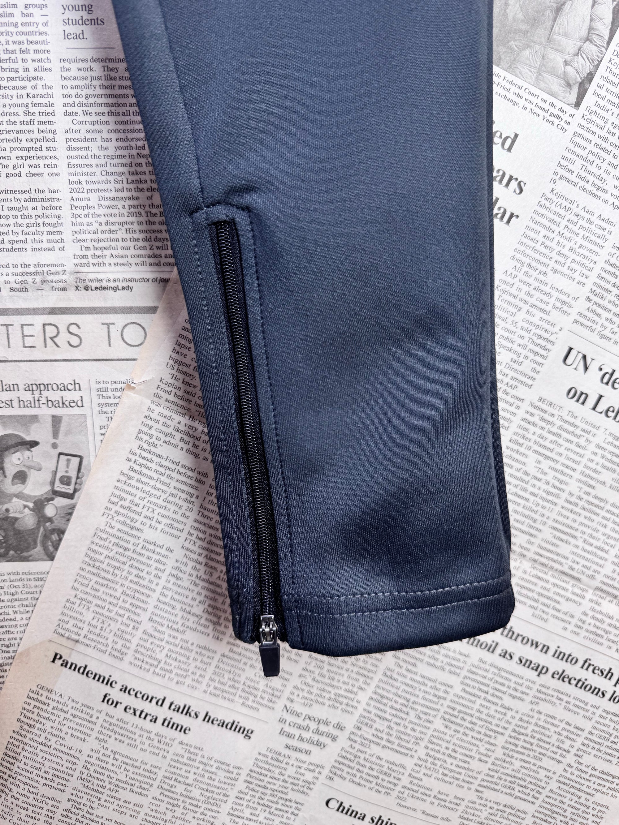 MAN® Waist: 26" | Grey | Gym Trousers | Poly - Elastane | 1180 - Genuine Maal