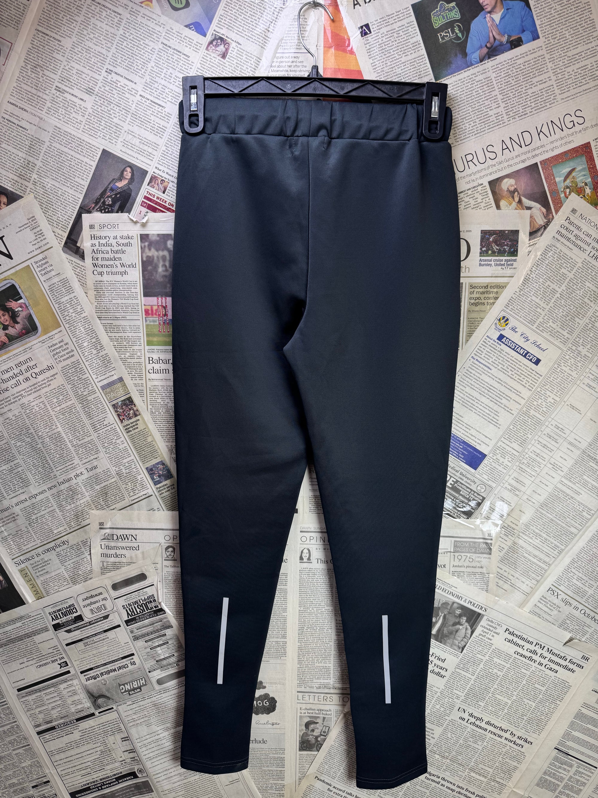 MAN® Waist: 26" | Grey | Gym Trousers | Poly - Elastane | 1180 - Genuine Maal