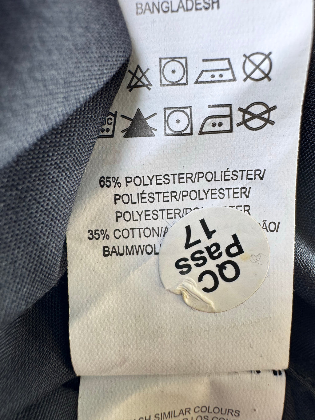 Cedar Wood® Small | Chest: 19.5" | Black | Shirt | Poly - Cotton | 3615 - Genuine Maal