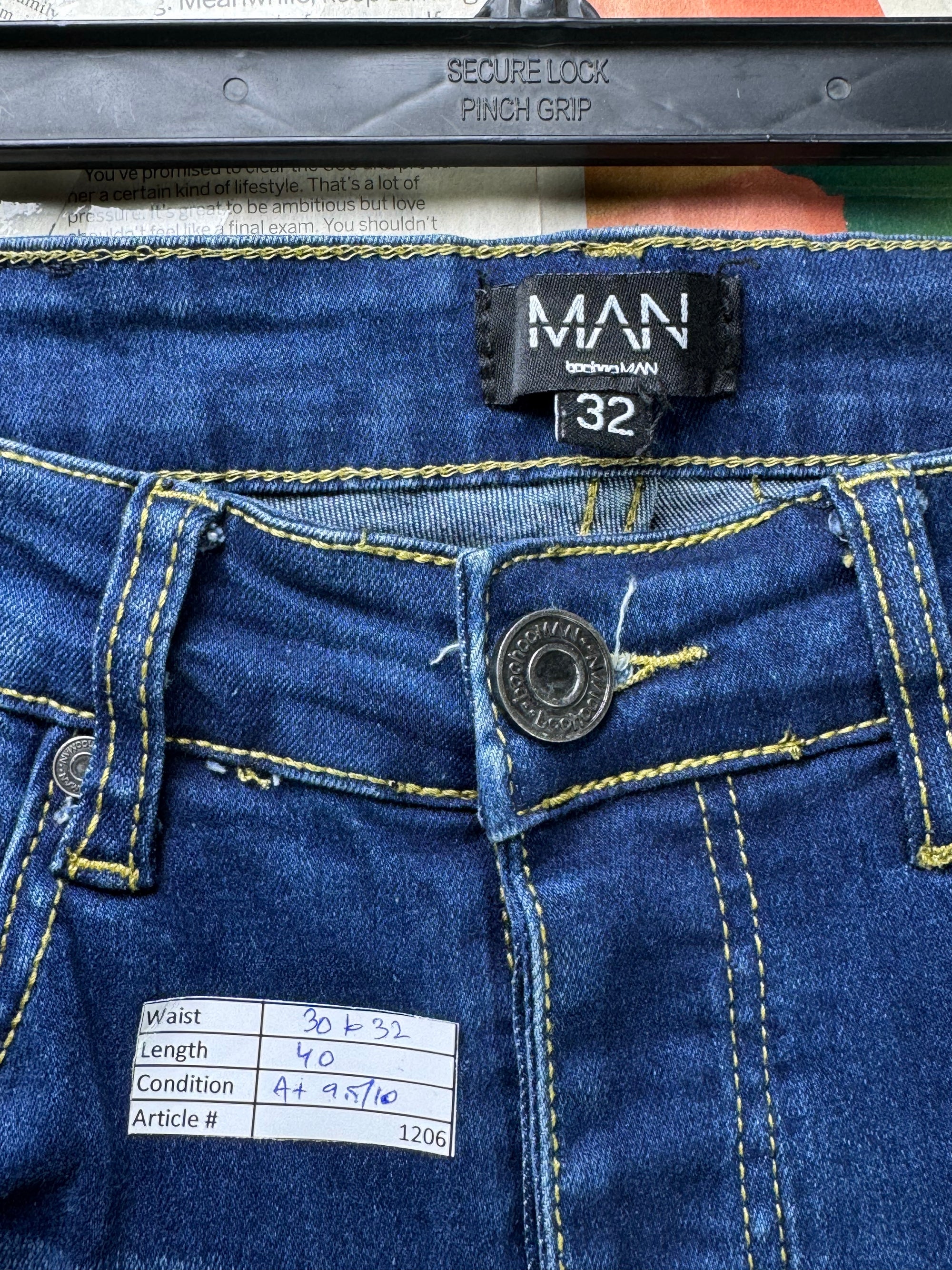 MAN® Waist: 30" to 32" | Blue | Skinny Fit Distressed Denim Pants | Cotton - Poly - Elastane | 1206 - Genuine Maal