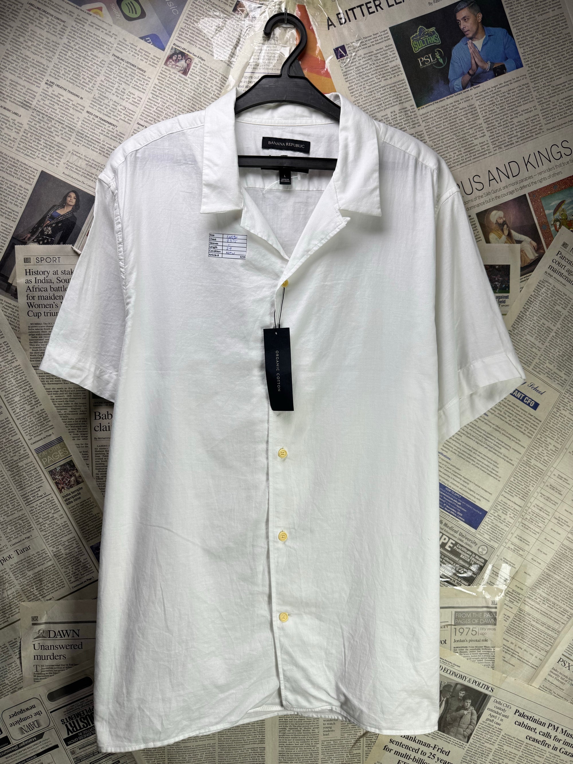 Banana Republic® Large | Chest: 23.5" | White | Camp Shirt | Cotton | 3259 - Genuine Maal