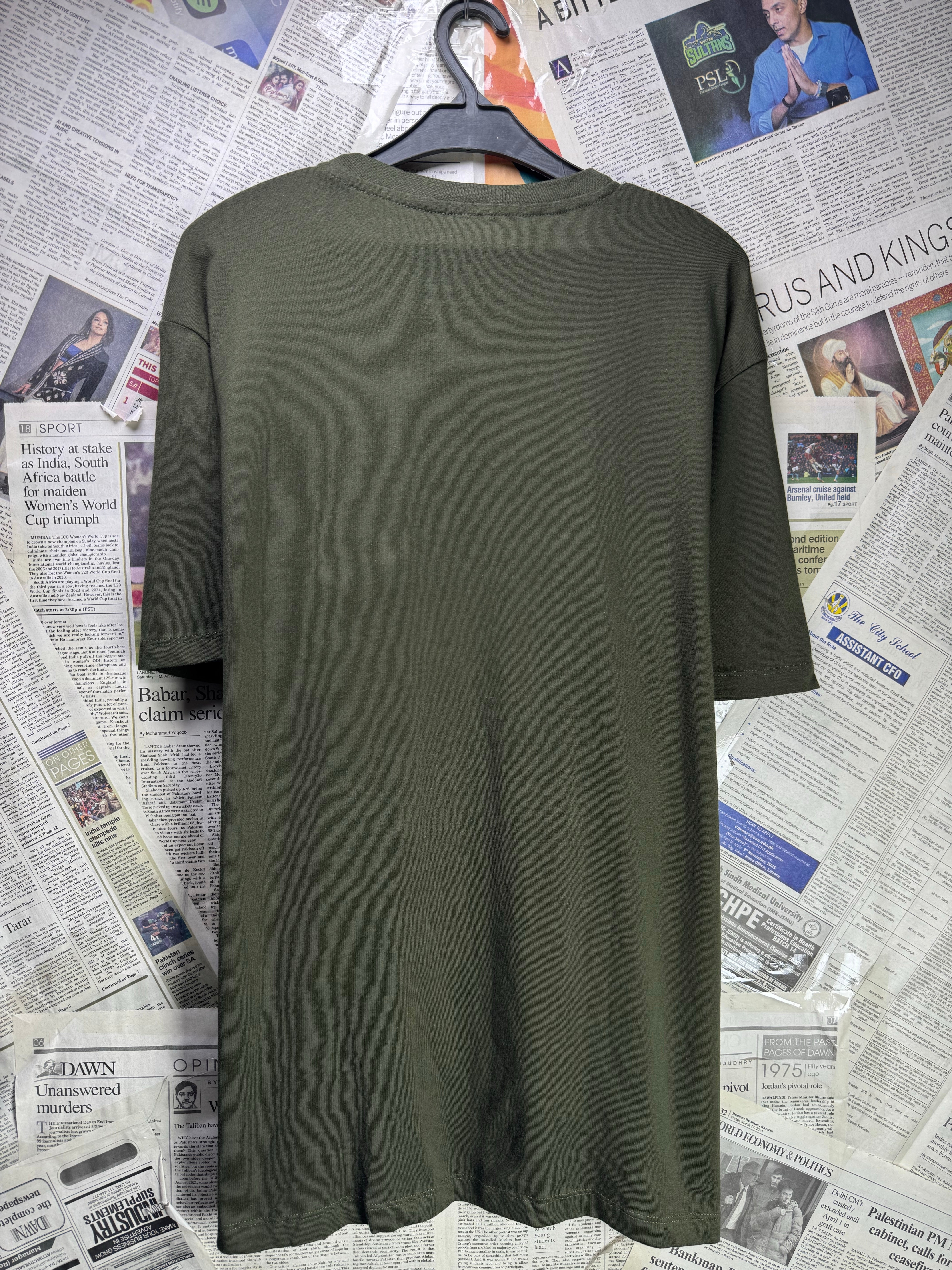 Primark® Medium | Chest: 22" | Dark Olive | T-Shirt | Cotton | 3253 - Genuine Maal