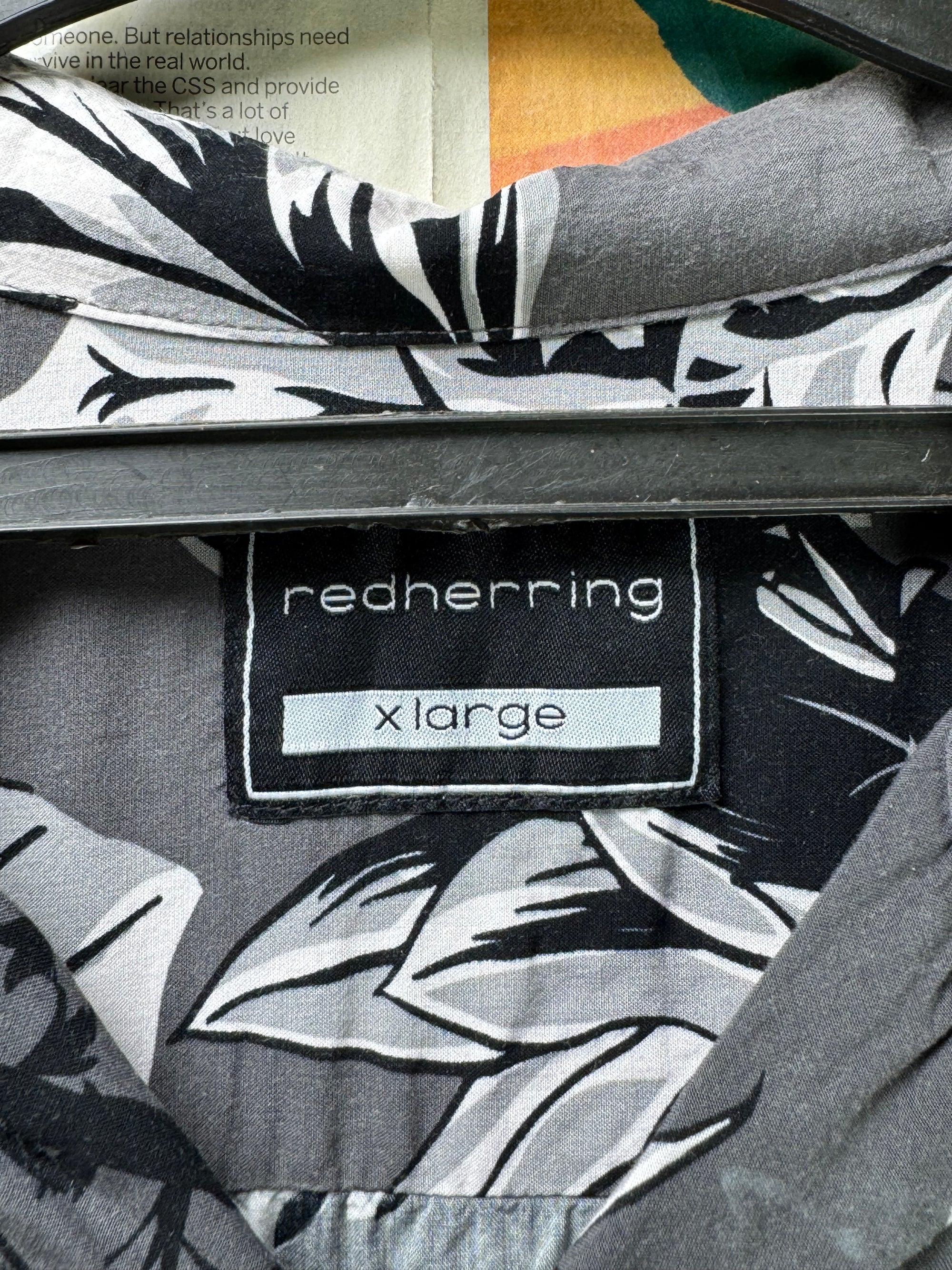 Redherring® XXL | Chest: 27.5"| Gray Floral | Hawaii Shirt | Viscose | 3217 - Genuine Maal