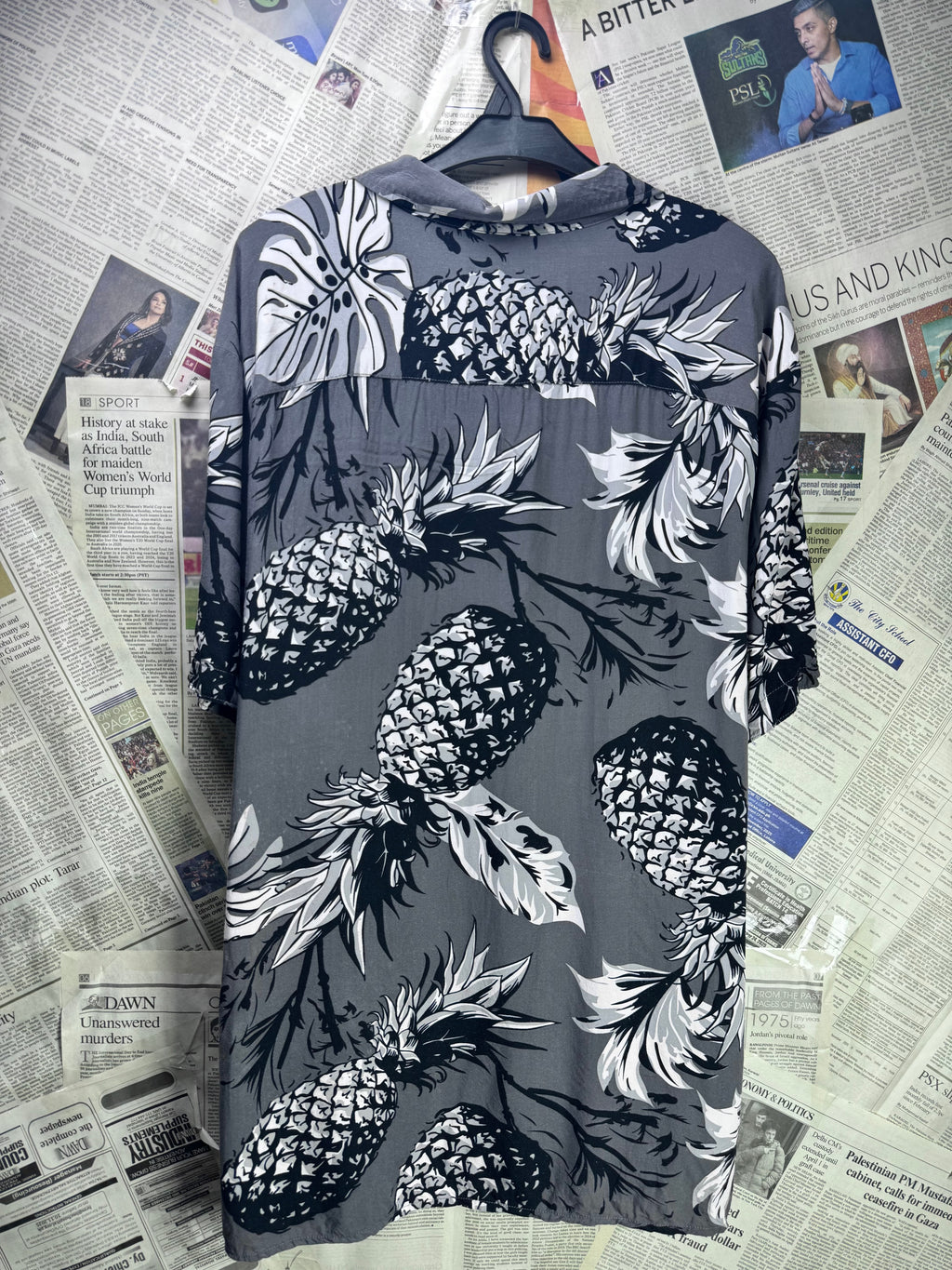Redherring® XXL | Chest: 27.5"| Gray Floral | Hawaii Shirt | Viscose | 3217 - Genuine Maal