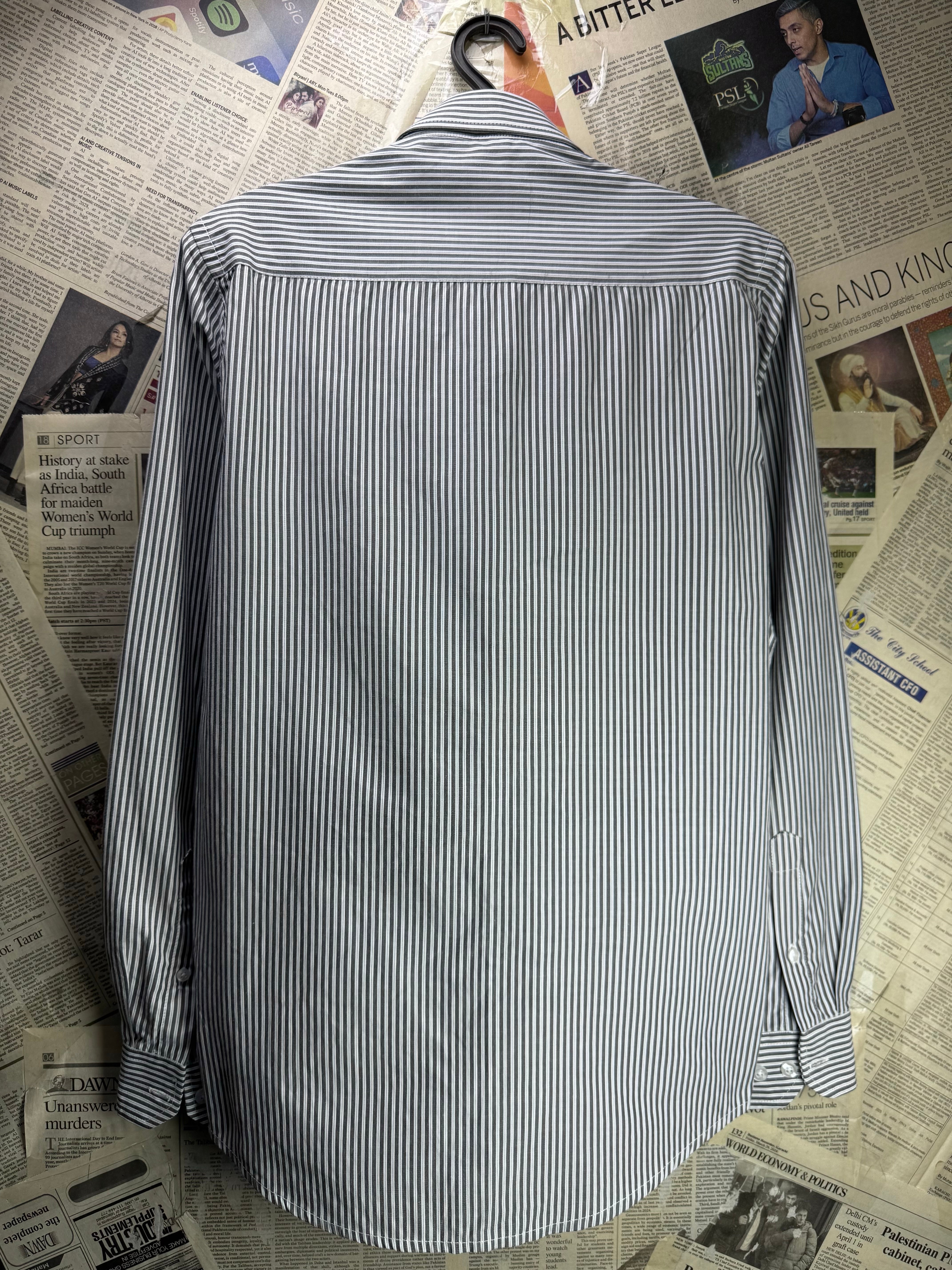 R&B® Small | Chest: 20" | Collar 15" Shirt | Poly - Cotton | 4746 - Genuine Maal