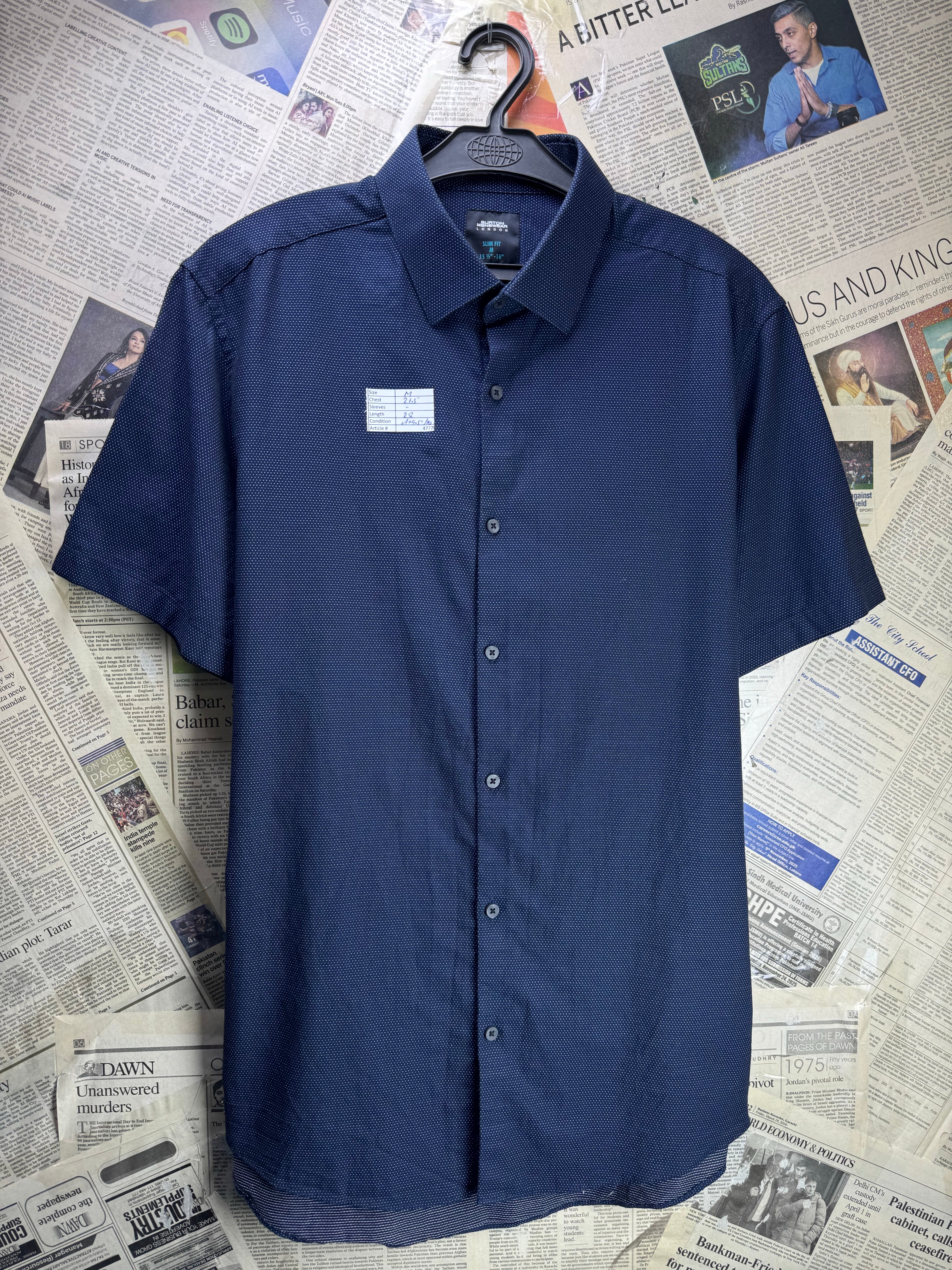 Burton London® Medium | Chest: 21.5" | Collar 15.5"/16" Shirt | Cotton | 4777 - Genuine Maal