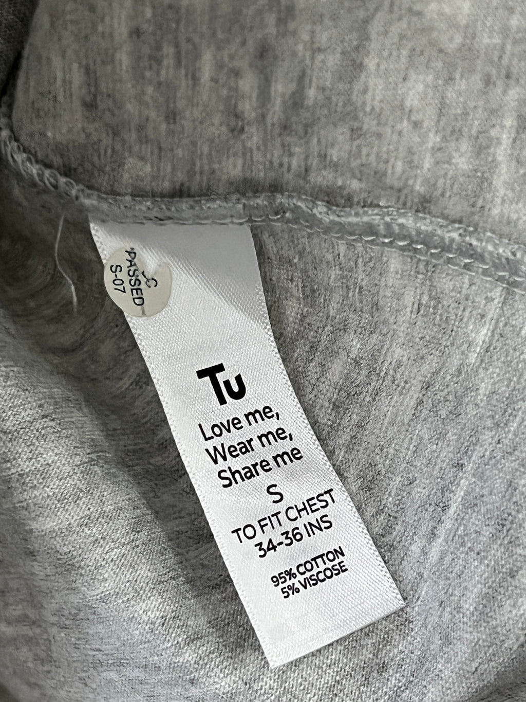 Tu® Small | Chest: 20" | Grey | T-Shirt | 356 - Genuine Maal