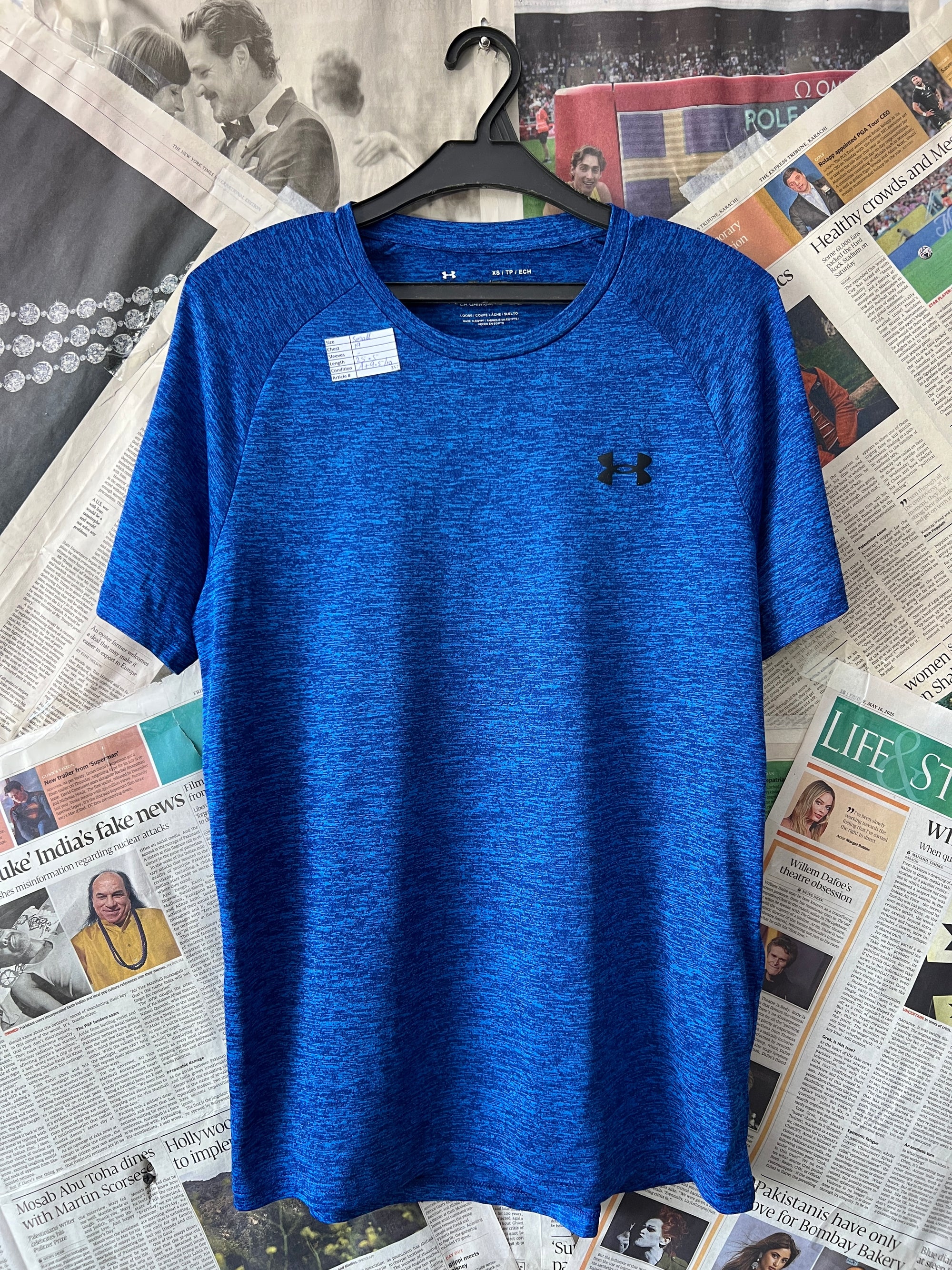 Under Armour® Small | Chest: 19" | Blue | T-Shirt | 352 - Genuine Maal