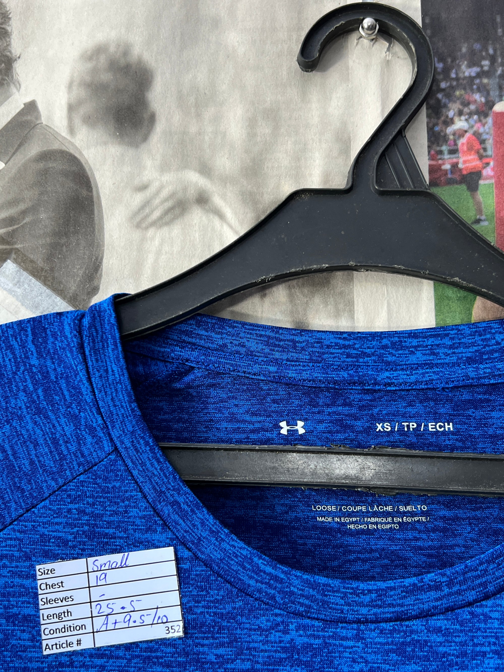 Under Armour® Small | Chest: 19" | Blue | T-Shirt | 352 - Genuine Maal
