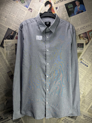 H&M® Medium | Chest: 22" | Shirt | Poly - Cotton | 4800 - Genuine Maal
