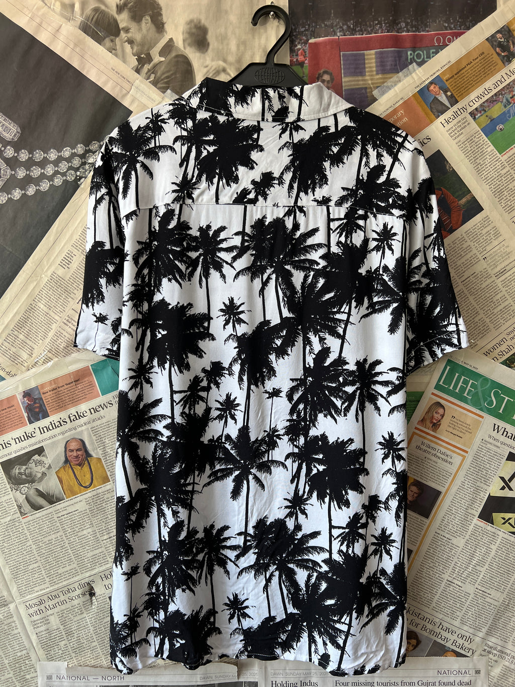 Redherring® Large | Chest: 23" | White & Black | Huawei Shirt | 355 - Genuine Maal