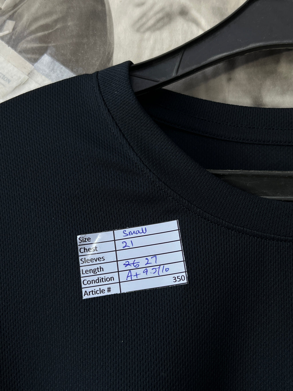 N*ke® Small | Chest: 21" | Black | T-Shirt | 350 - Genuine Maal