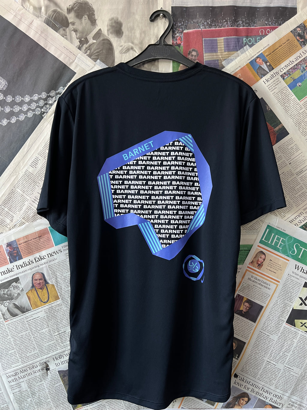 N*ke® Small | Chest: 21" | Black | T-Shirt | 350 - Genuine Maal