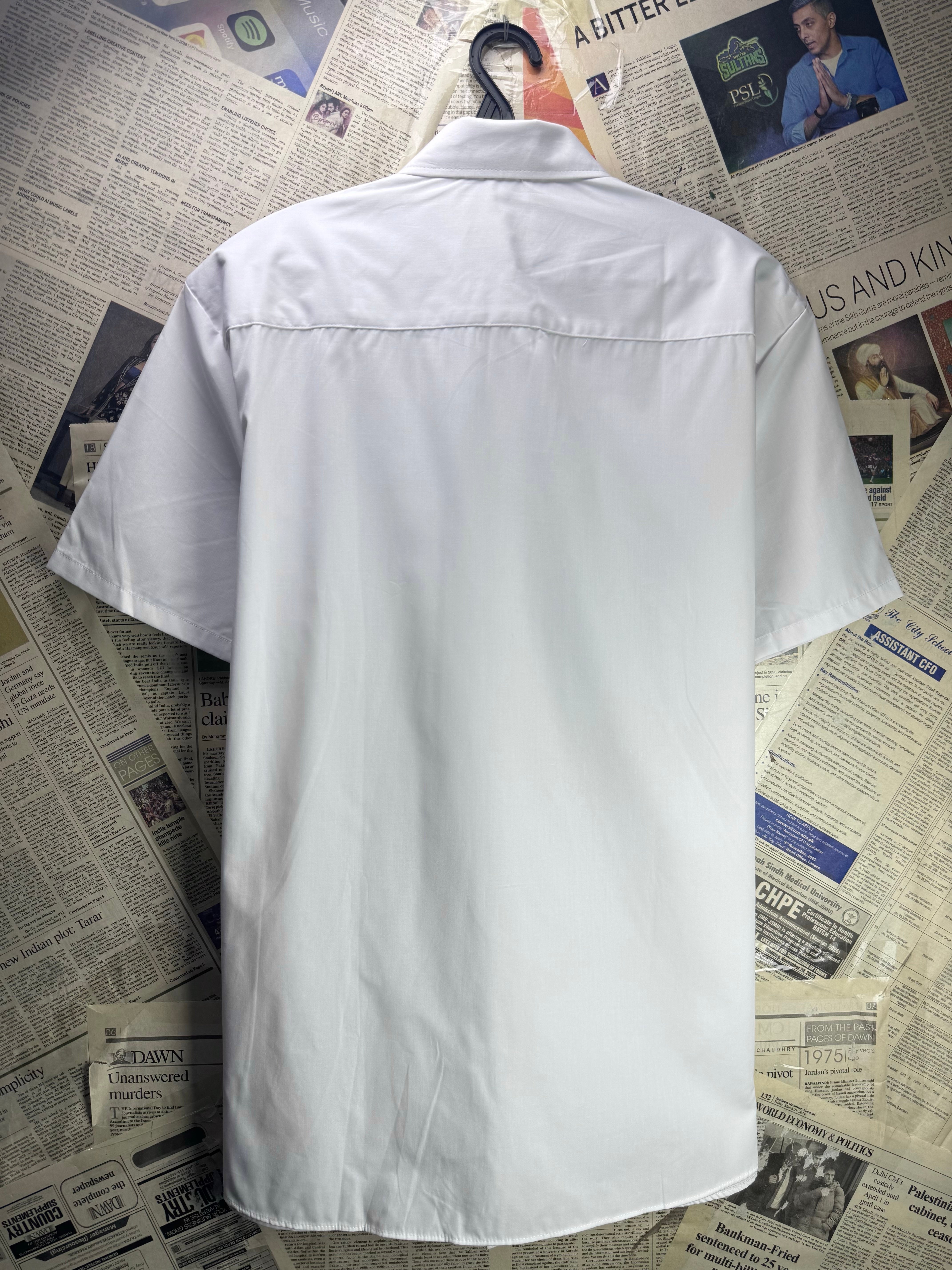 Manfinity® Medium | Chest: 21.5" | Shirt | Poly - Cotton | 4762 - Genuine Maal