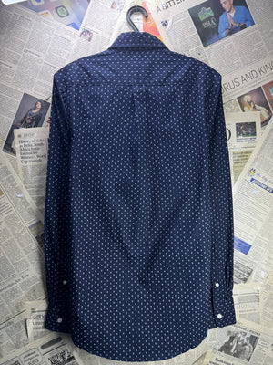 Gap® Small | Chest: 19.5" | Shirt | Cotton | 4553 - Genuine Maal